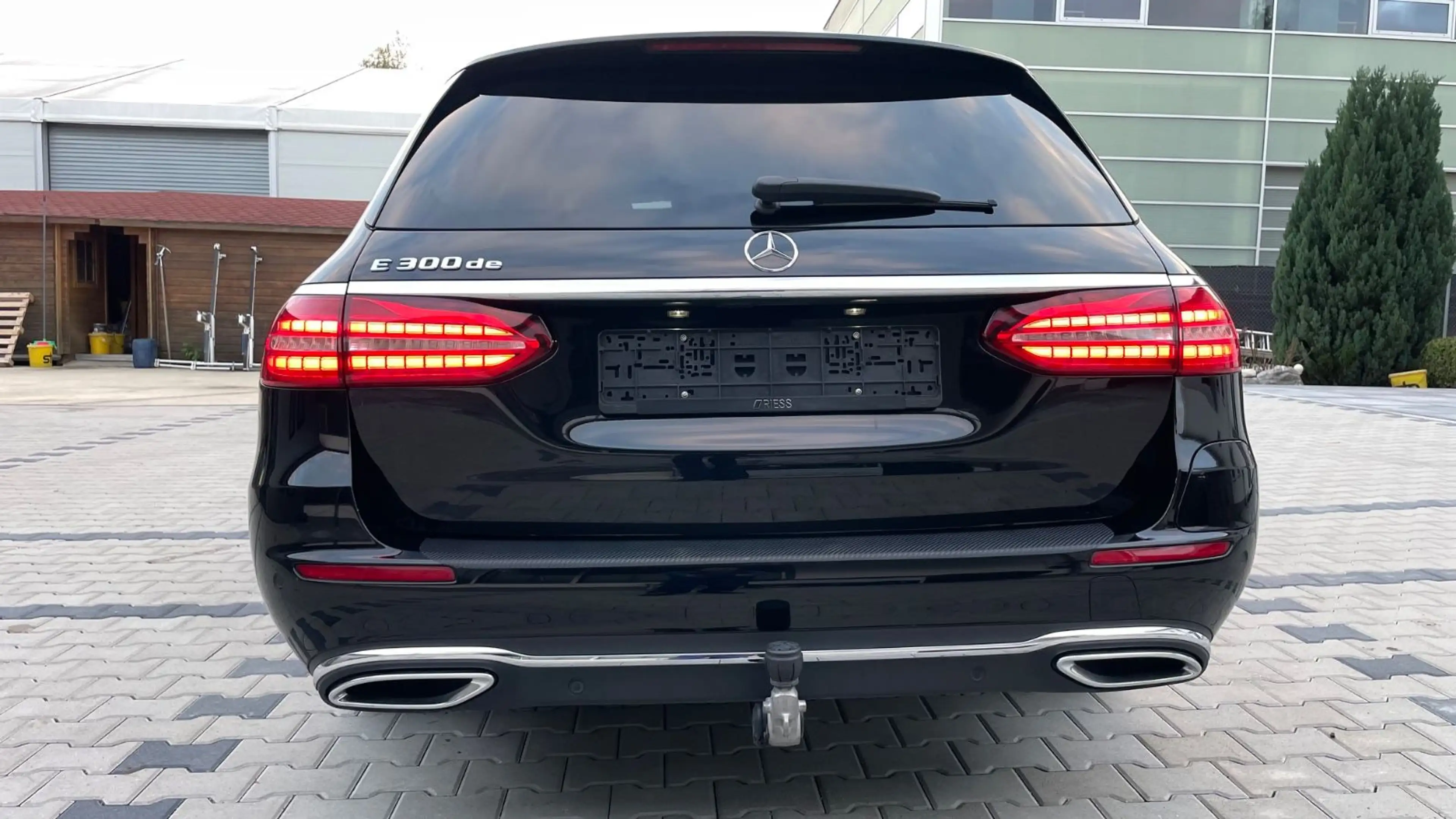 Mercedes-Benz E 300 E300*de*T*Plug-in-Hybrid*FULL*Distronic+*Spur-A* — photo 5