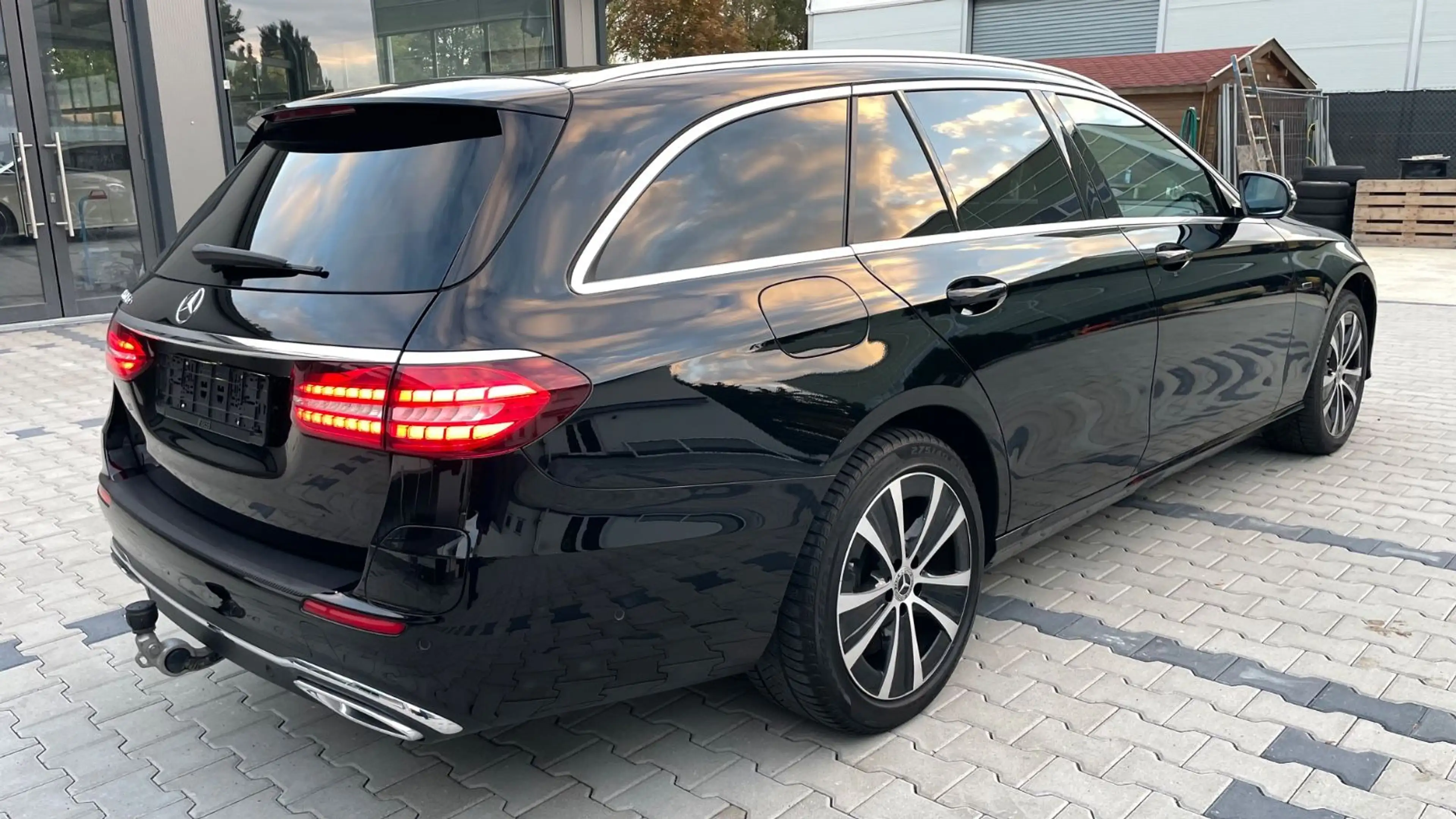 Mercedes-Benz E 300 E300*de*T*Plug-in-Hybrid*FULL*Distronic+*Spur-A* — photo 9