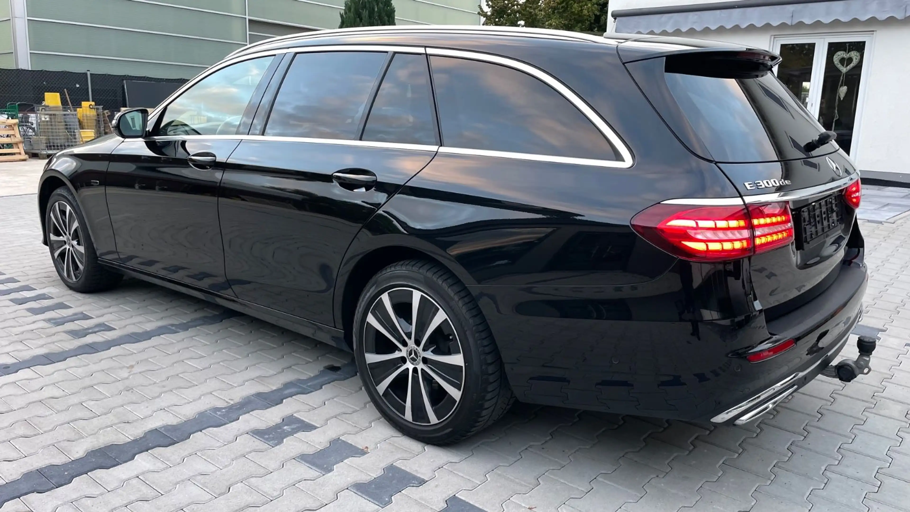 Mercedes-Benz E 300 E300*de*T*Plug-in-Hybrid*FULL*Distronic+*Spur-A* — photo 6