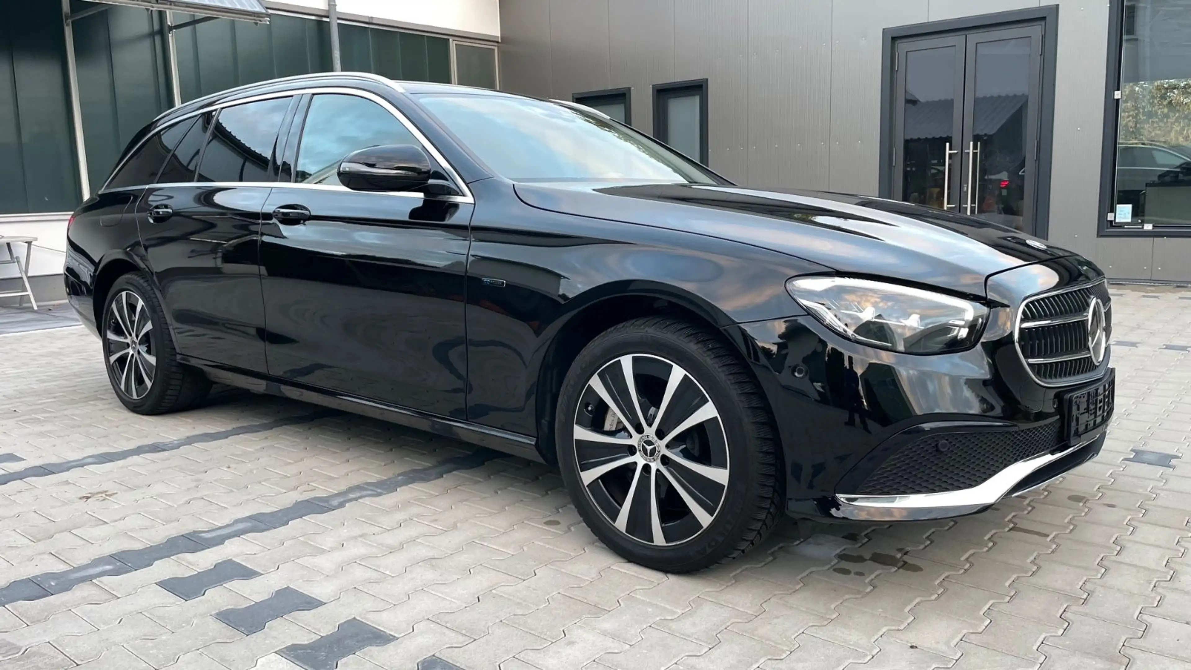 Mercedes-Benz E 300 E300*de*T*Plug-in-Hybrid*FULL*Distronic+*Spur-A* — photo 11