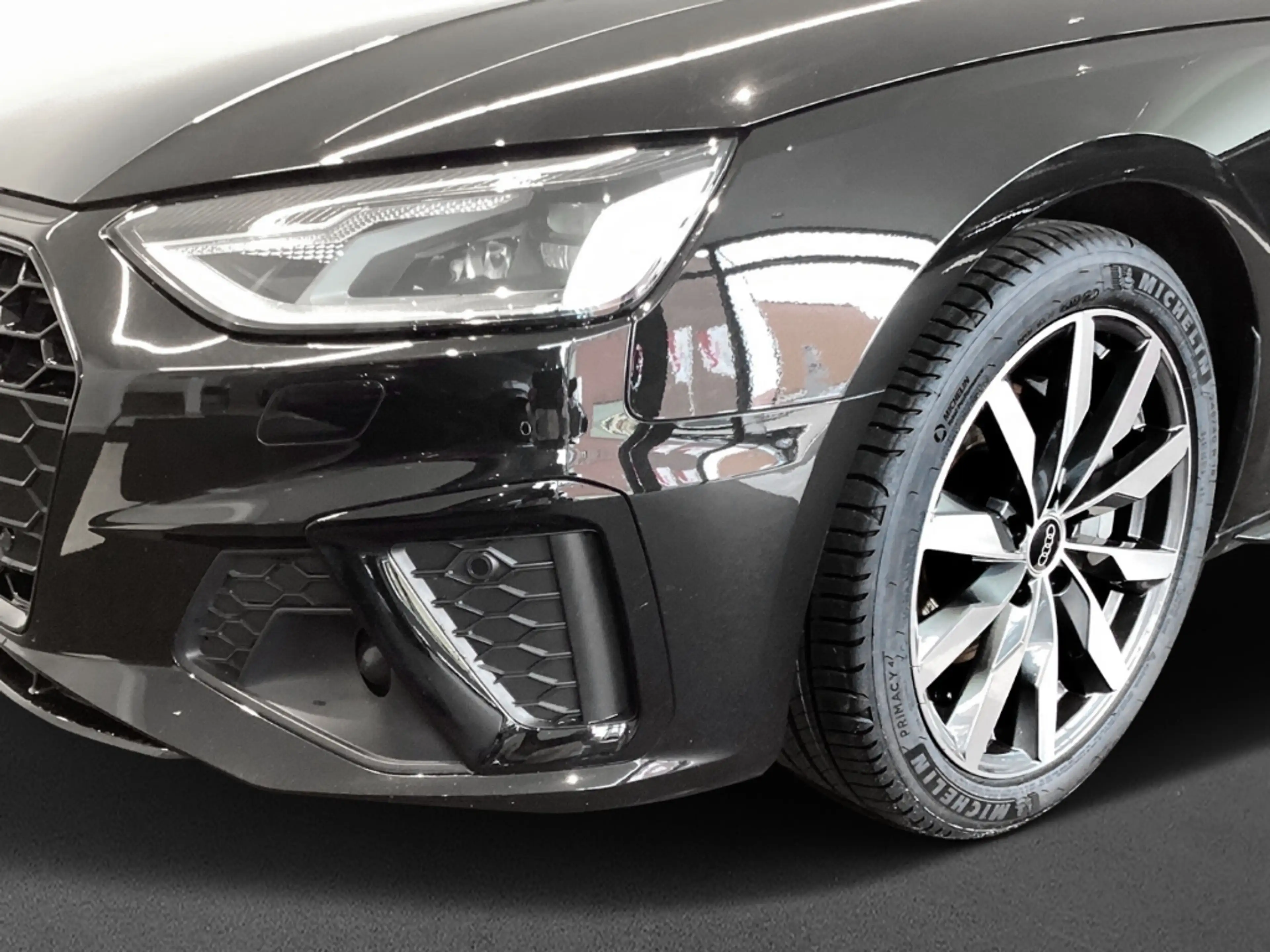 Audi A4 Avant S line 40TDI quattro S tronic ACC Rückfahrka — photo 4