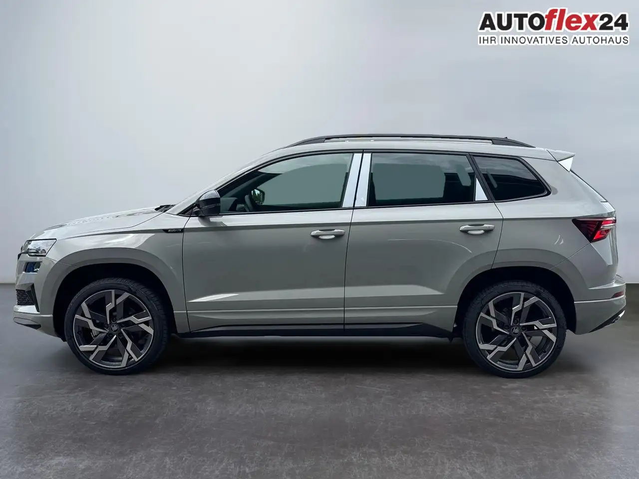 Skoda Karoq Sportline 1,5 TSI DSG 2ZKlimaautomatik Canton A..., миниатюра 7