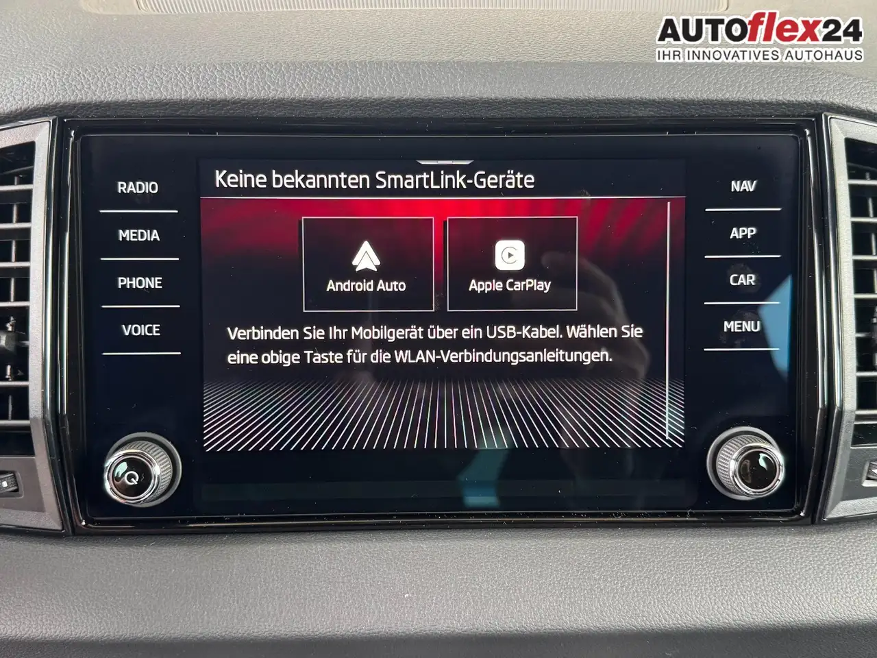 Skoda Karoq Sportline 1,5 TSI DSG 2ZKlimaautomatik Canton A..., миниатюра 22