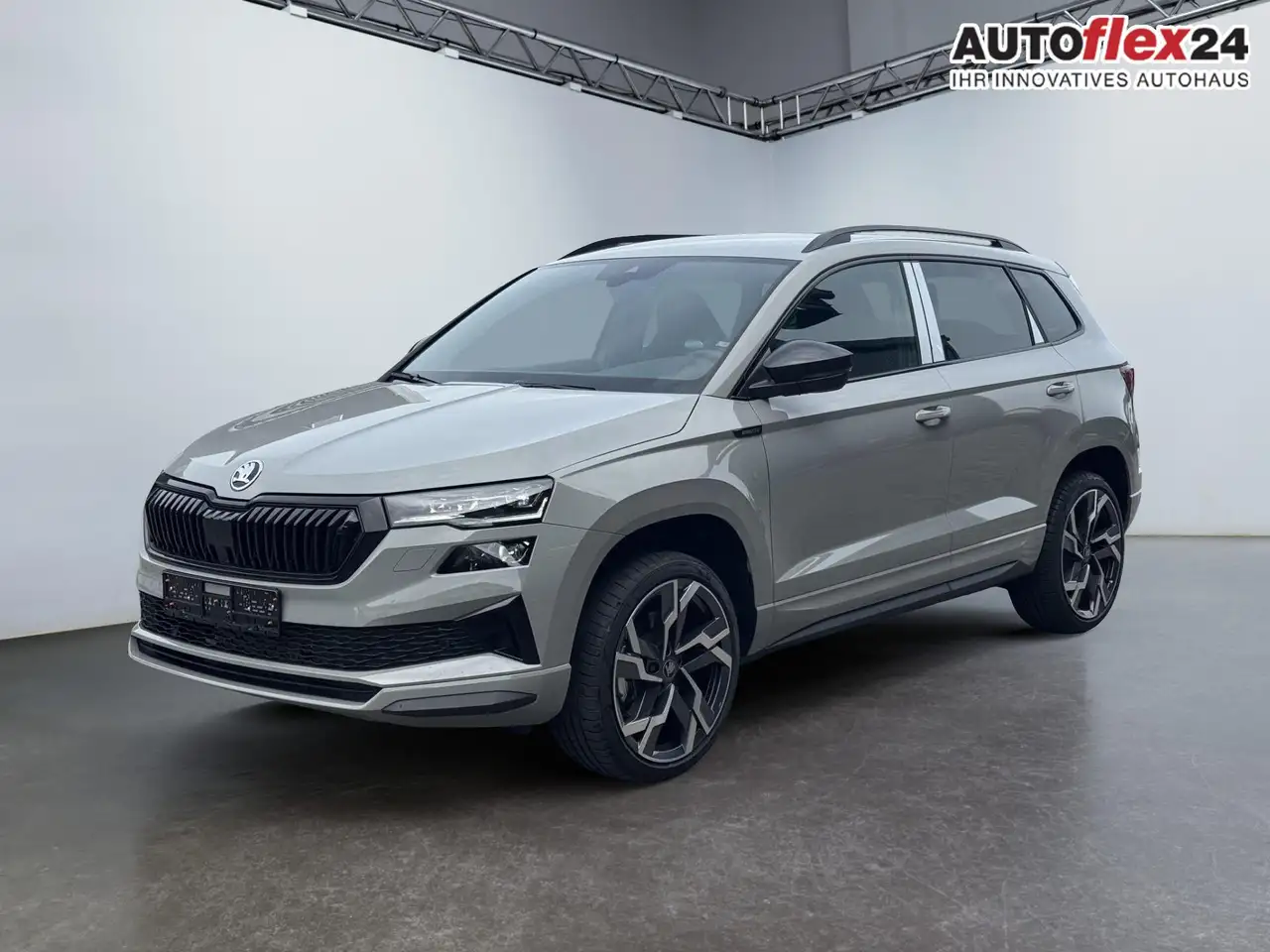 Skoda Karoq Sportline 1,5 TSI DSG 2ZKlimaautomatik Canton A..., миниатюра 2