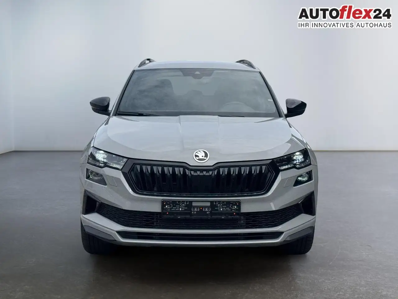 Skoda Karoq Sportline 1,5 TSI DSG 2ZKlimaautomatik Canton A..., миниатюра 3