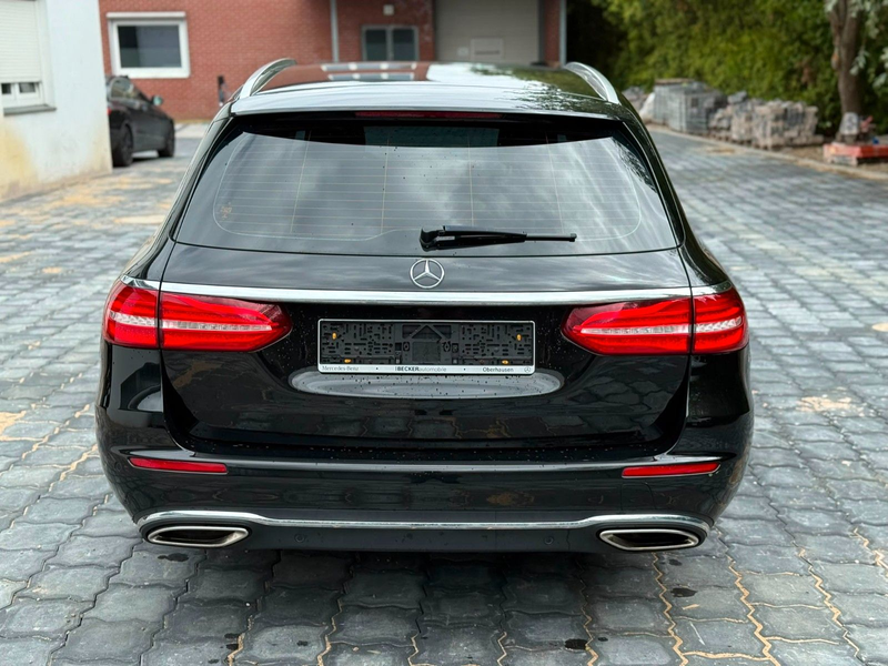 Mercedes-Benz E 400 E400T 4Matic PANO 360°CAM AHK WIDESCREEN 2HD — photo 4