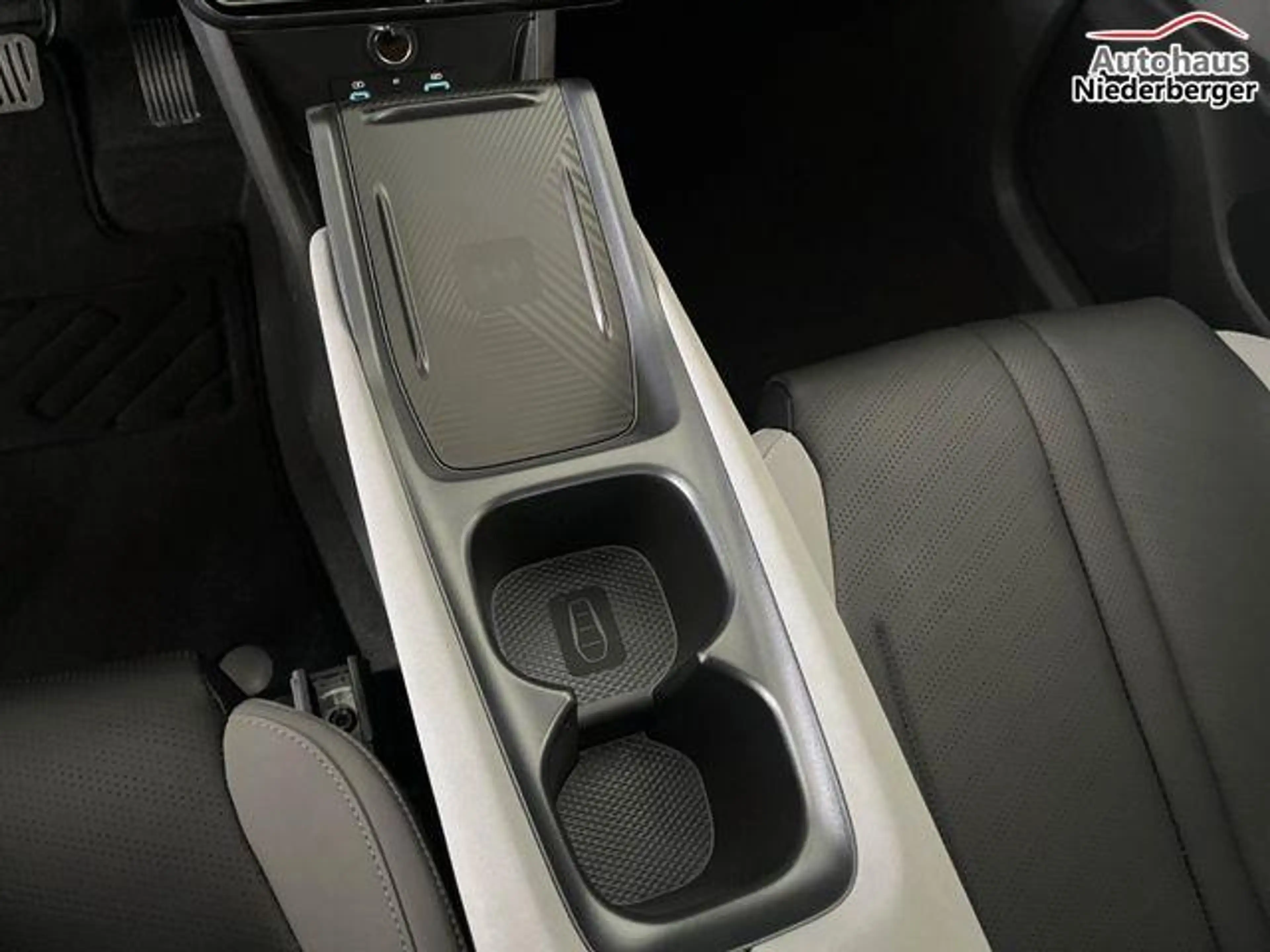 BYD Dolphin Surf Comfort/ACC/LEDER/360°/SHZ/NAV/ 115 kW (156 PS)... — photo 13