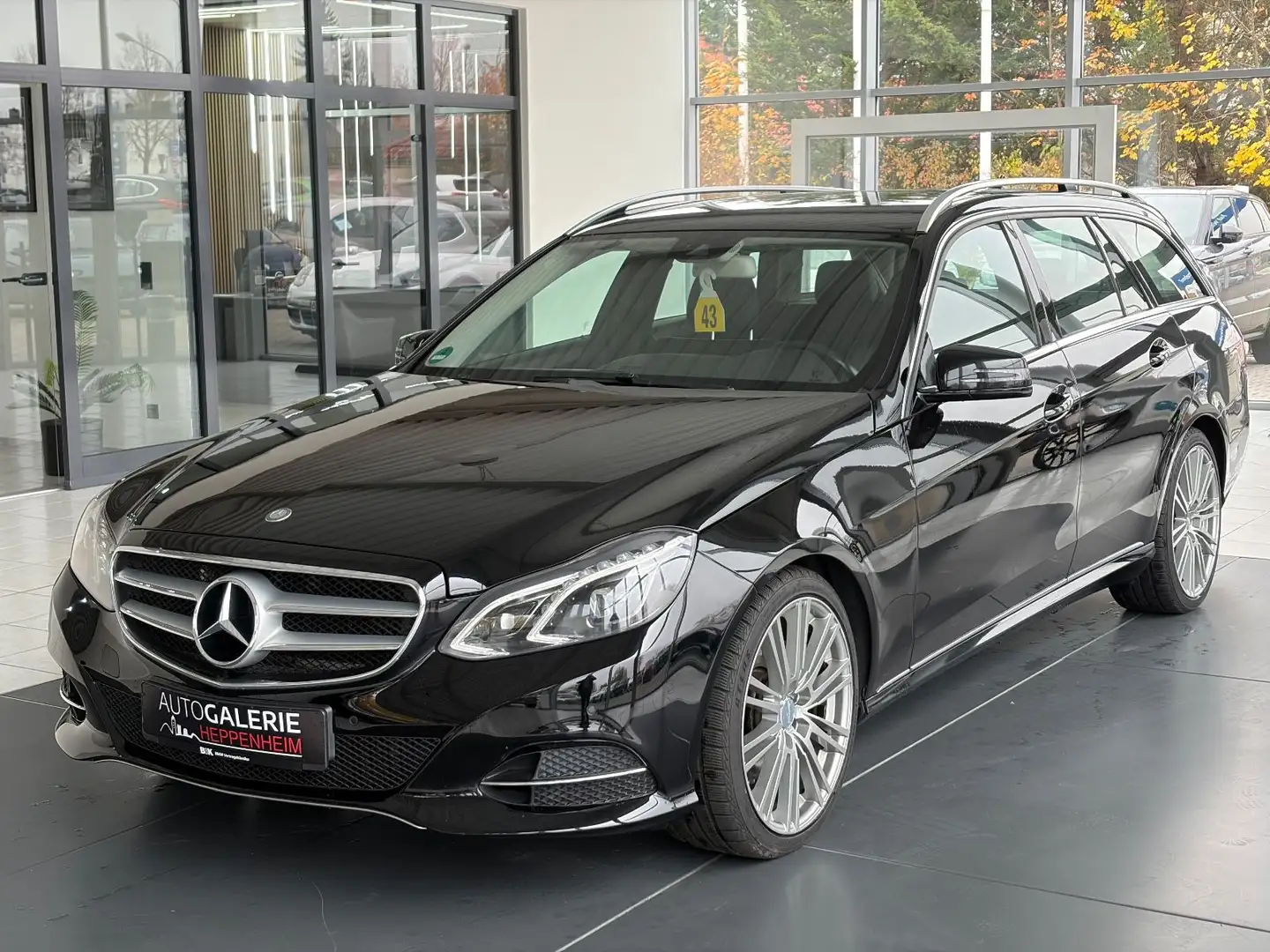 Mercedes-Benz E 250 E250 T-Modell E 250 CDI BlueEfficiency Schwarz - 1