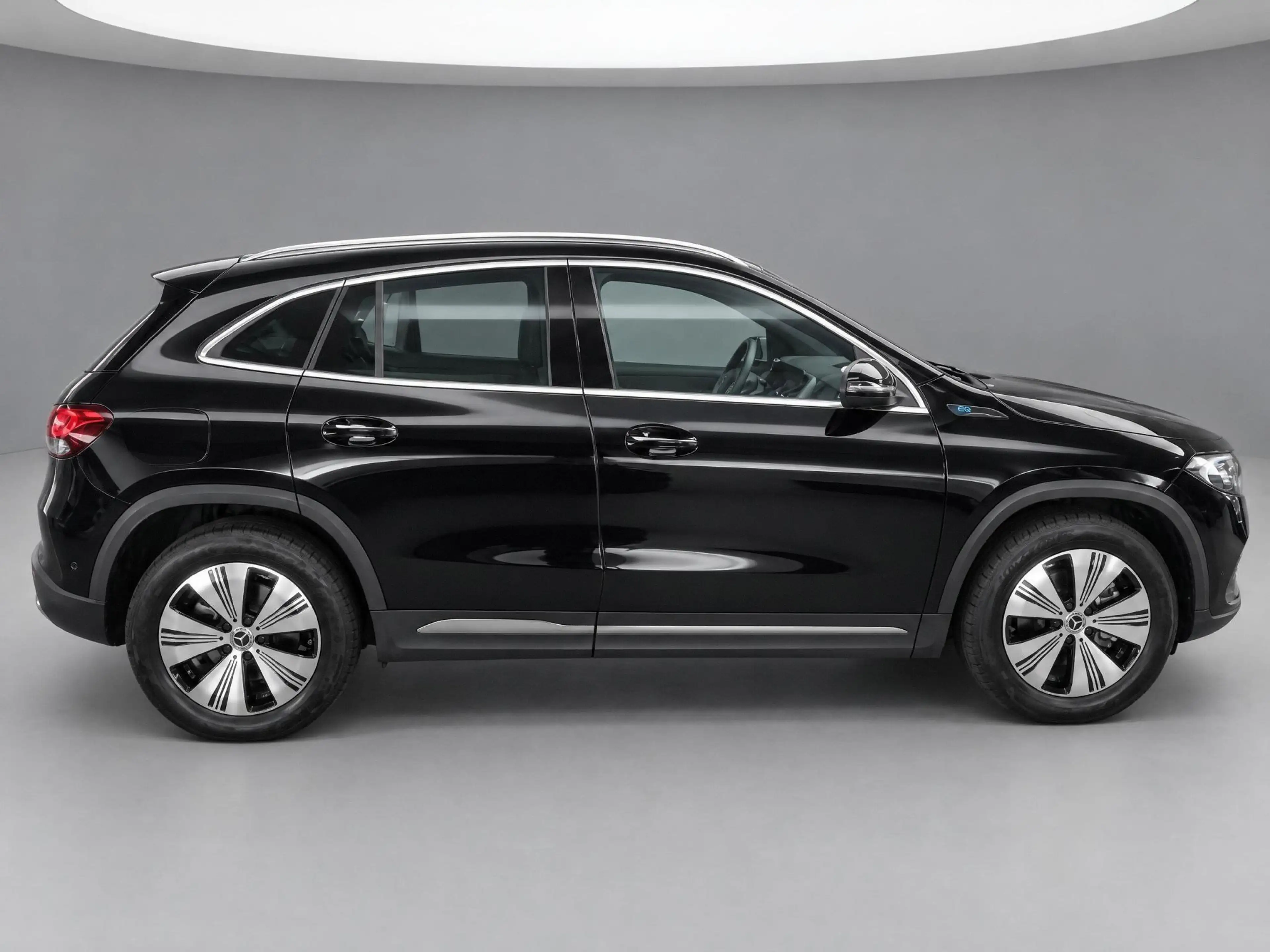 Mercedes-Benz EQA 250 Business Solution Luxury 67 kWh — photo 4