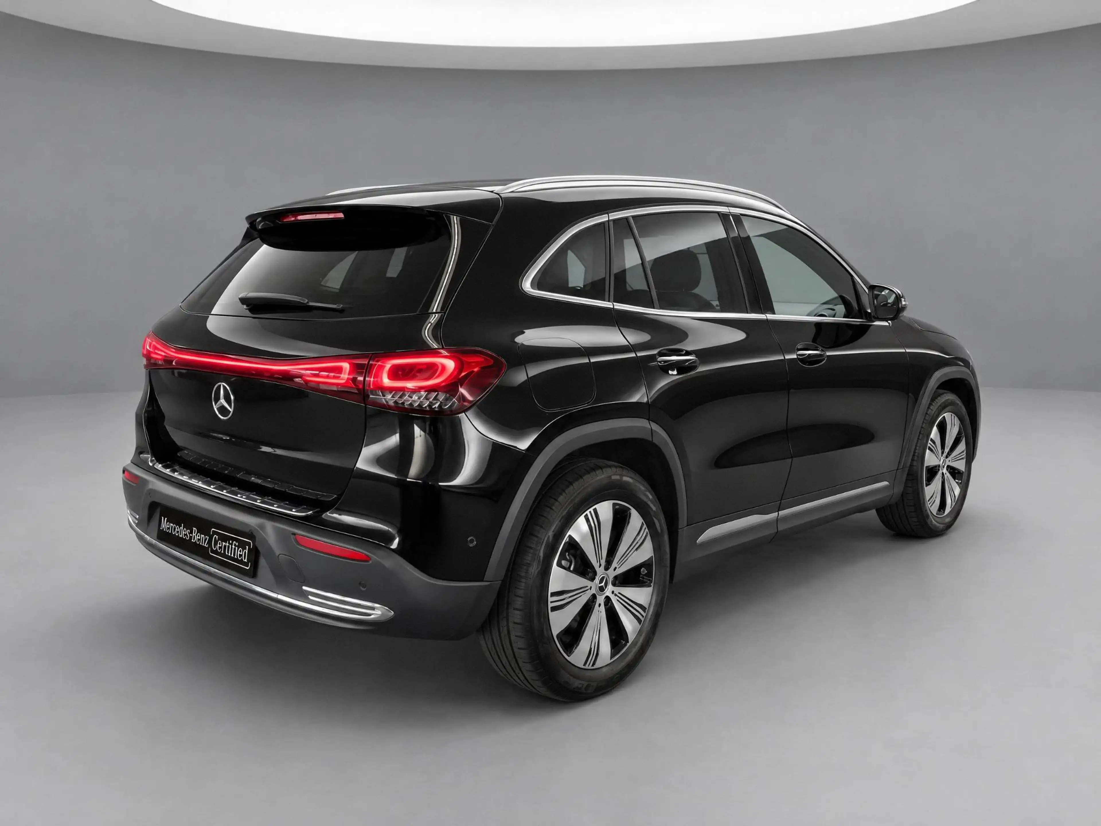 Mercedes-Benz EQA 250 Business Solution Luxury 67 kWh — photo 2