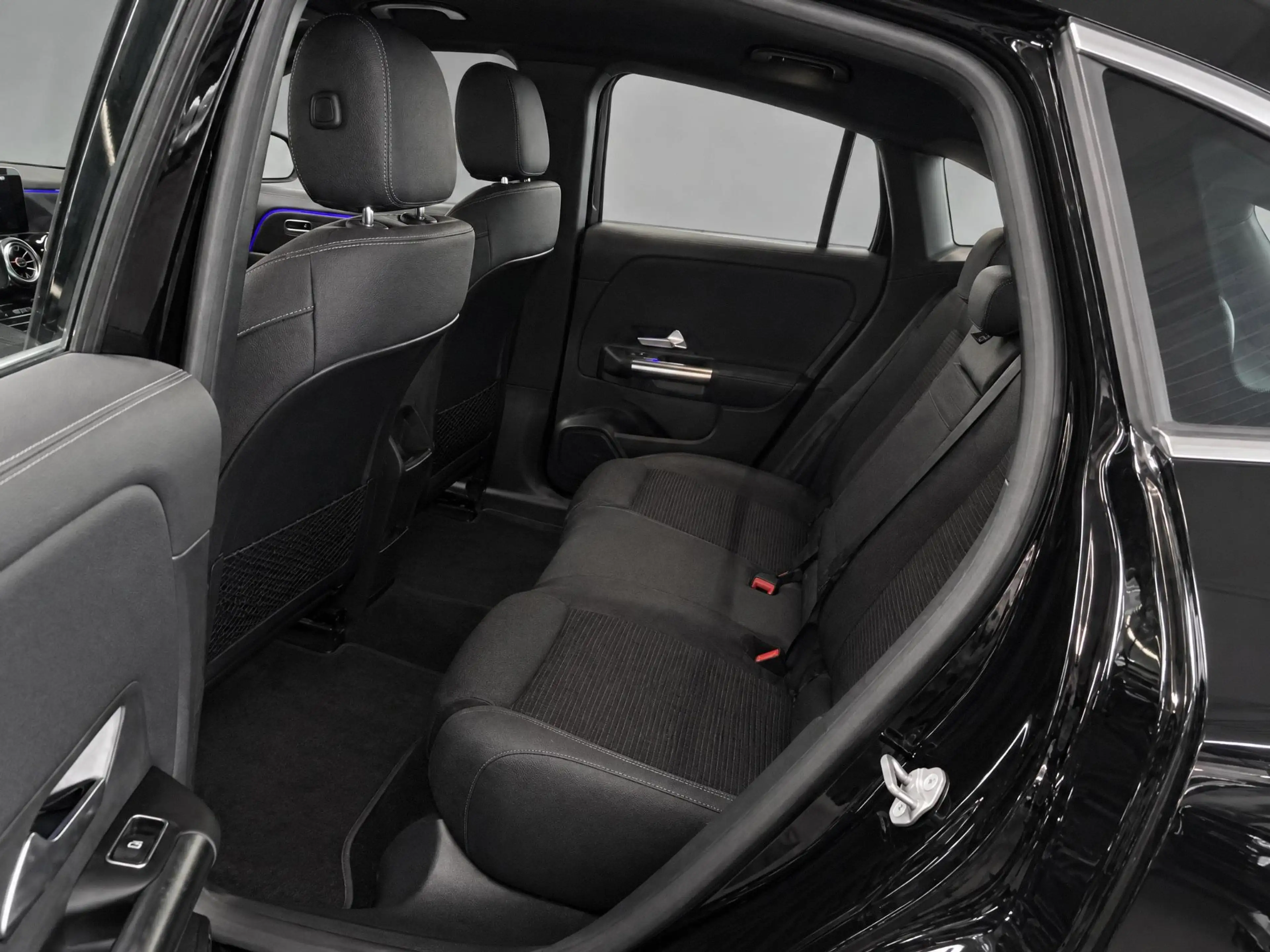 Mercedes-Benz EQA 250 Business Solution Luxury 67 kWh — photo 7