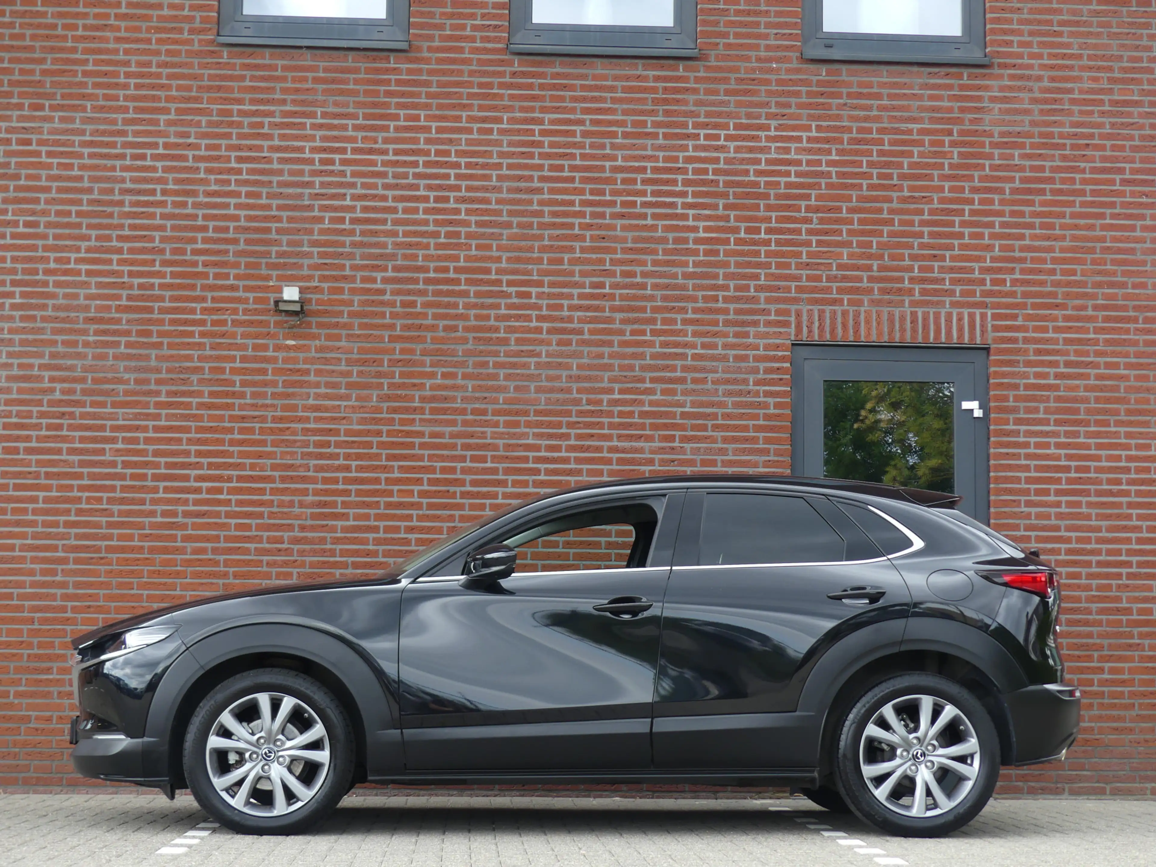 Mazda CX-30 2.0 e-SkyActiv-G M Hybrid Sportive — photo 3