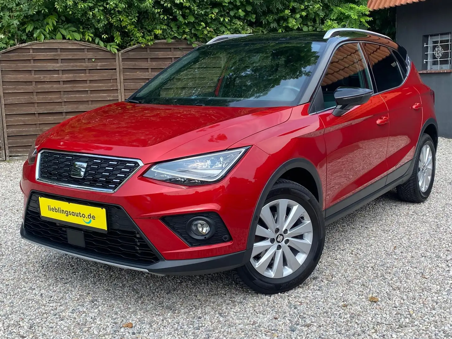 SEAT Arona 1.0 TSI DSG Xcellence LED Navi CarPlay SHZ Rojo - 1