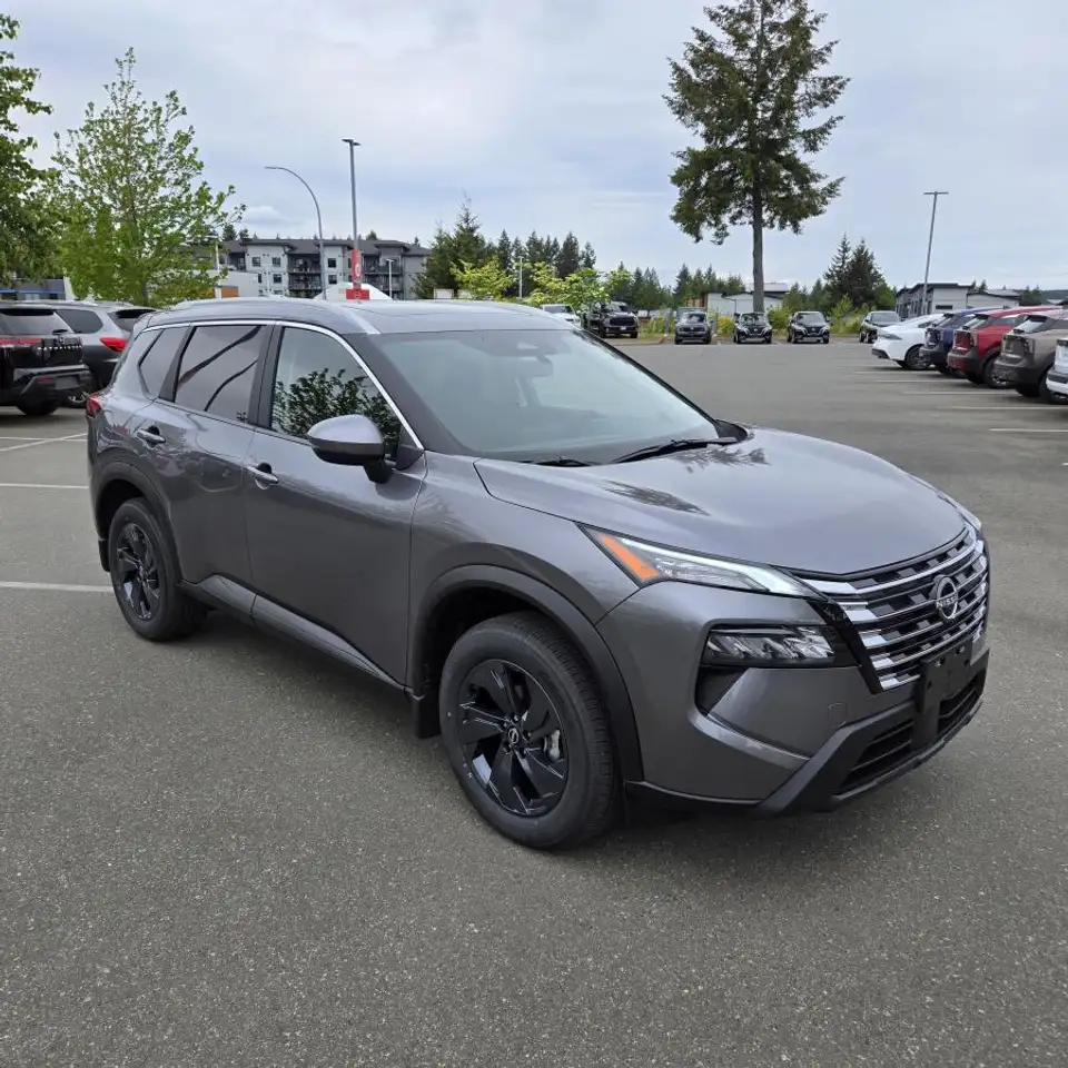 Nissan Rogue снимка Nissan Rogue
