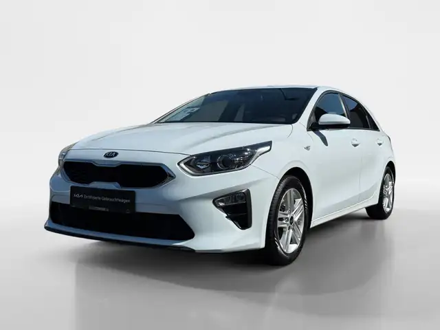 Kia Ceed view 2