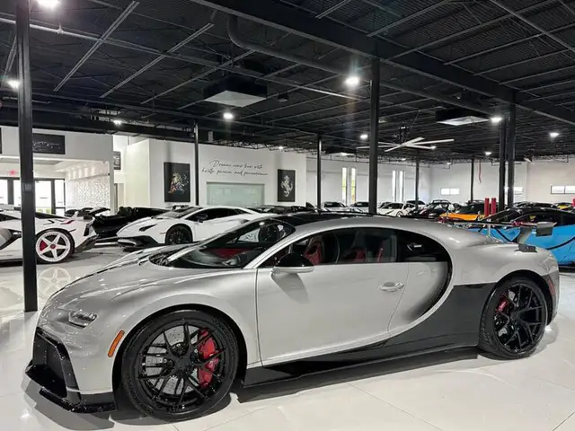 Bugatti Chiron CHIRON PUR SPORT 8.0 W16 1500HP "1 OF 60"