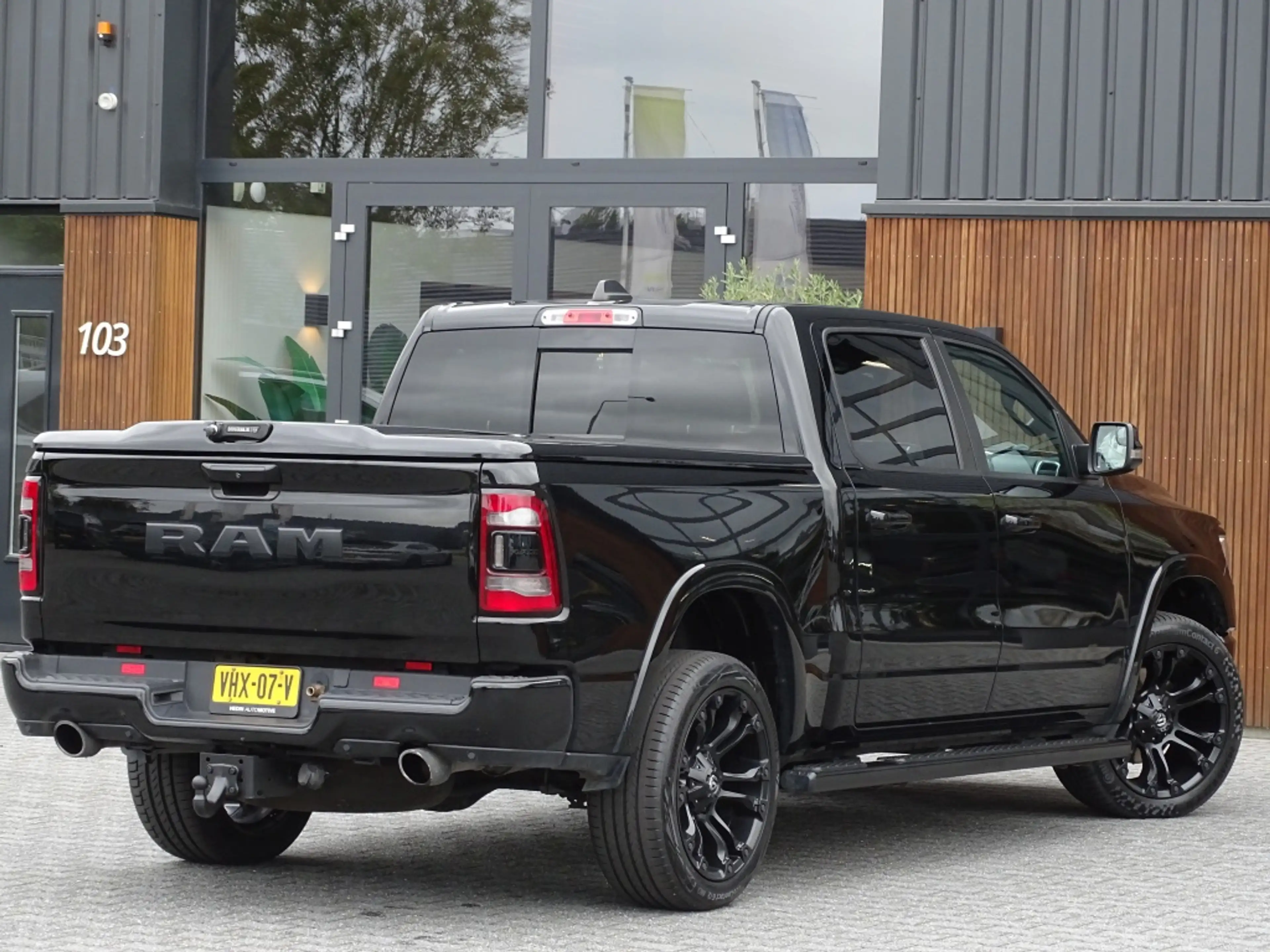 Dodge RAM 1500 5.7 V8 402PK 4x4 Laramie HEMI / LPG / grijs k — photo 8