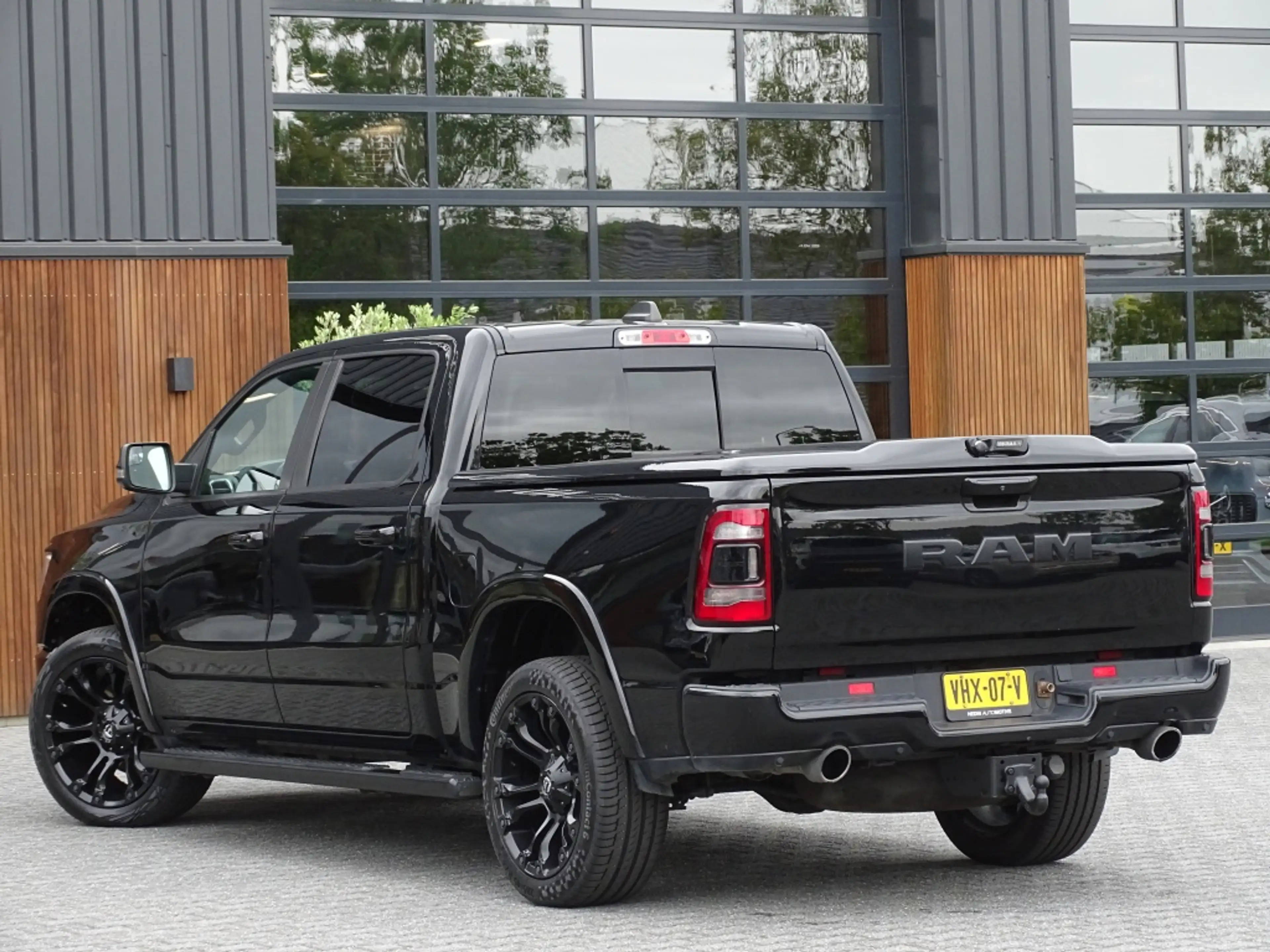 Dodge RAM 1500 5.7 V8 402PK 4x4 Laramie HEMI / LPG / grijs k — photo 6