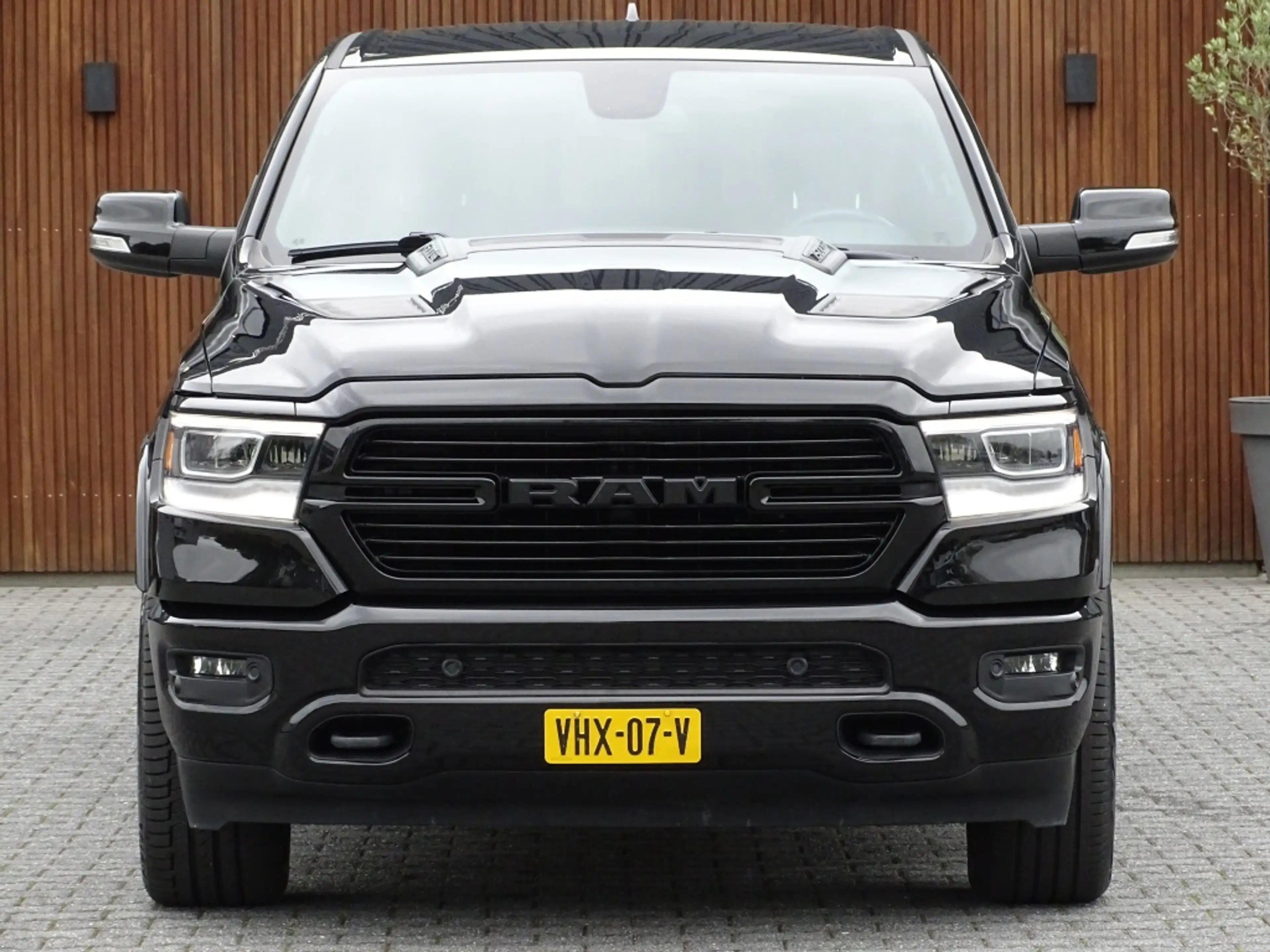 Dodge RAM 1500 5.7 V8 402PK 4x4 Laramie HEMI / LPG / grijs k — photo 10