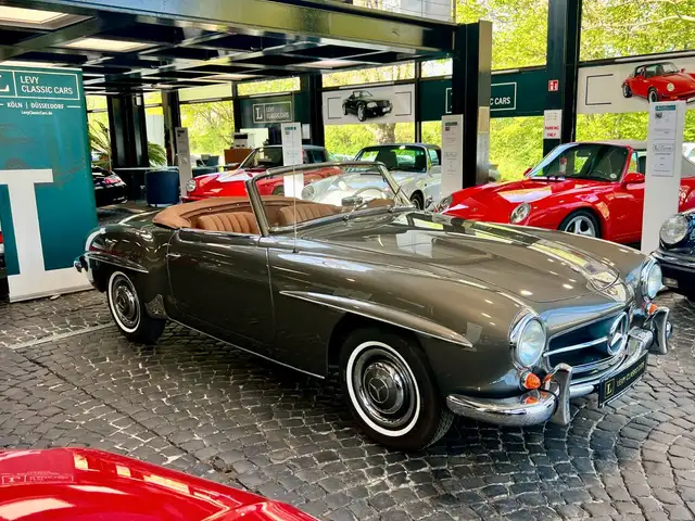Mercedes-Benz 190