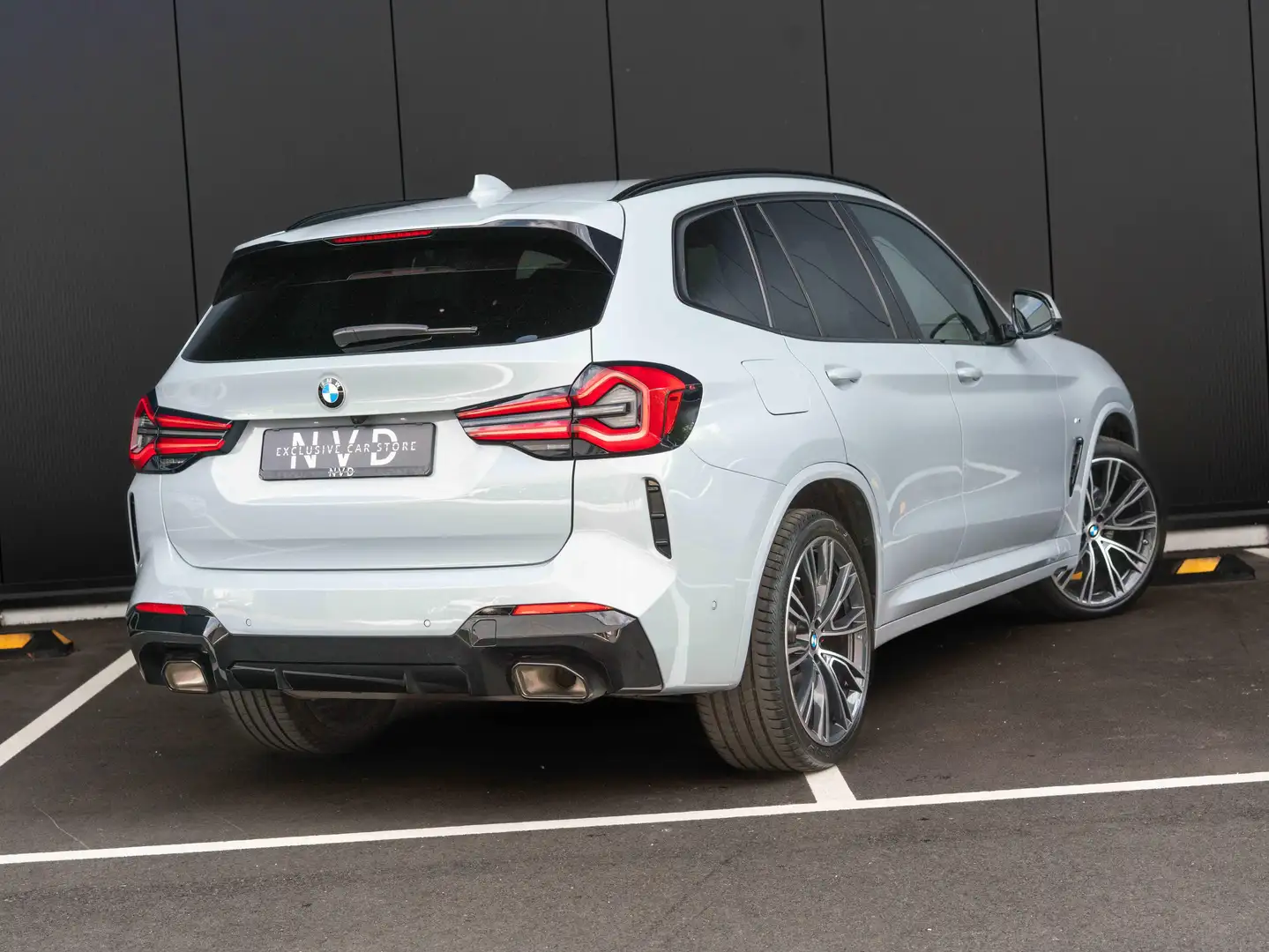 BMW X3 Xdrive 20i M Sport | 21"| Headup | Hifi | Memory | Grijs - 2