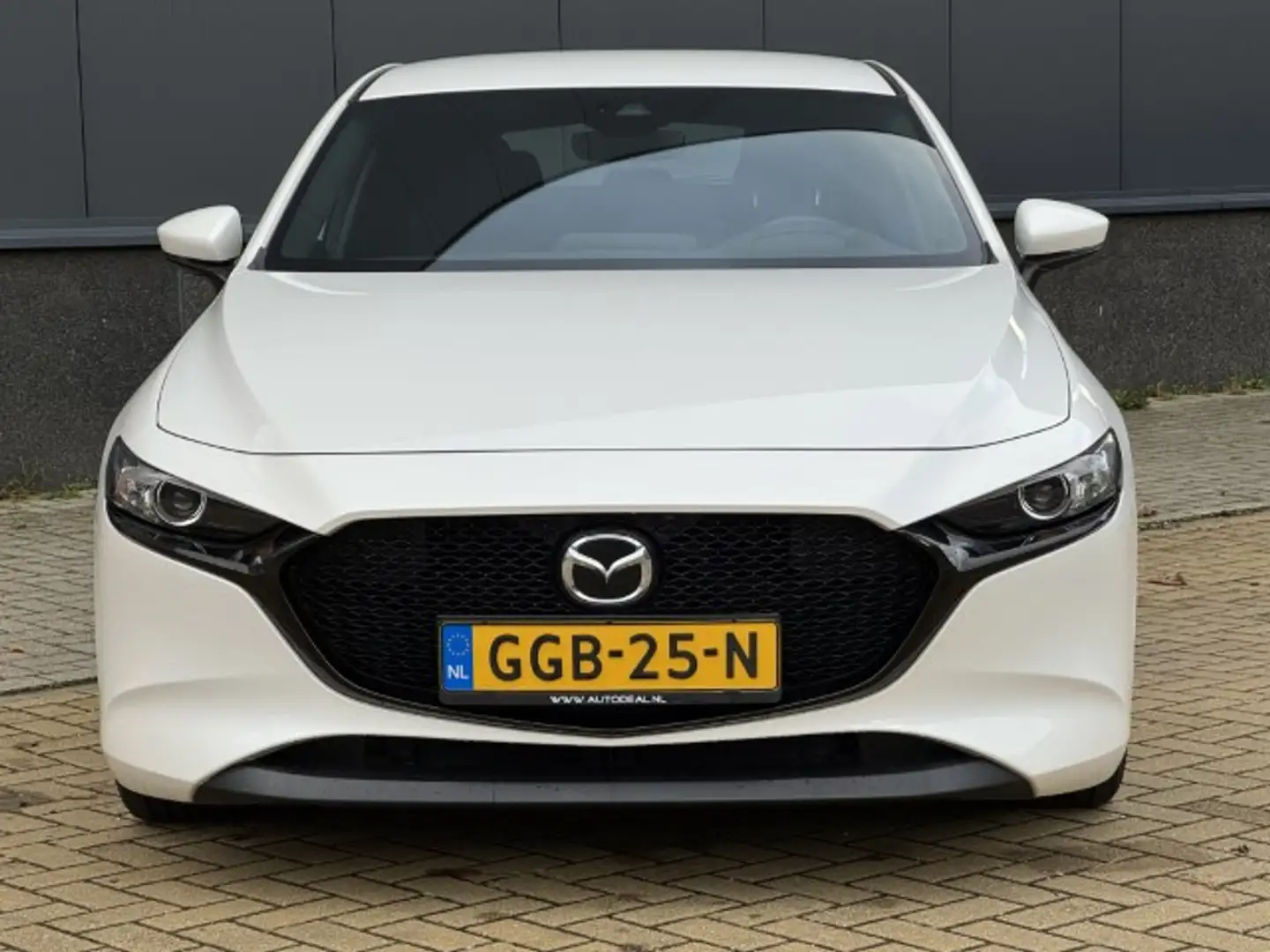 Mazda 3 2.0 e-SkyActiv-G M Hybrid 122 Blanc - 2