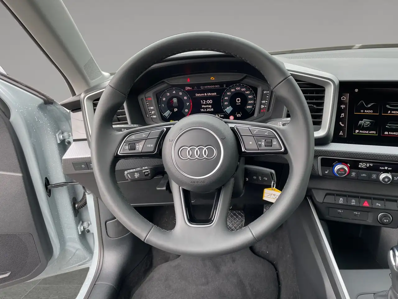 Audi A1 25 TFSI intense 12