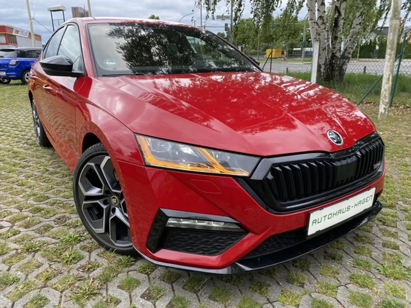 Skoda Octavia Lim. RS First Edition 4x4 DSG Rot - 1