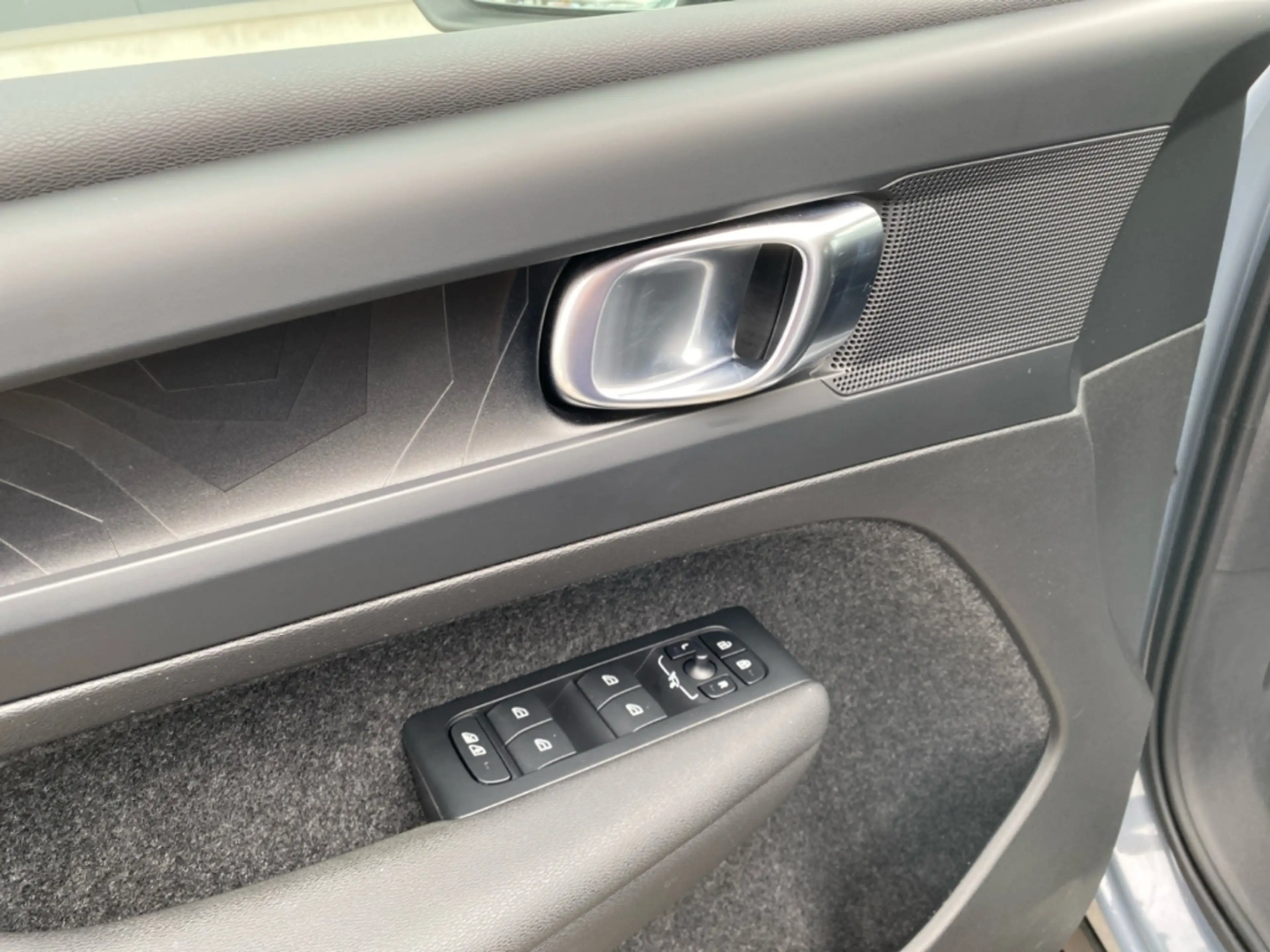 Volvo C40 Plus Recharge Pure Electric StandHZG Digitales Coc — photo 13