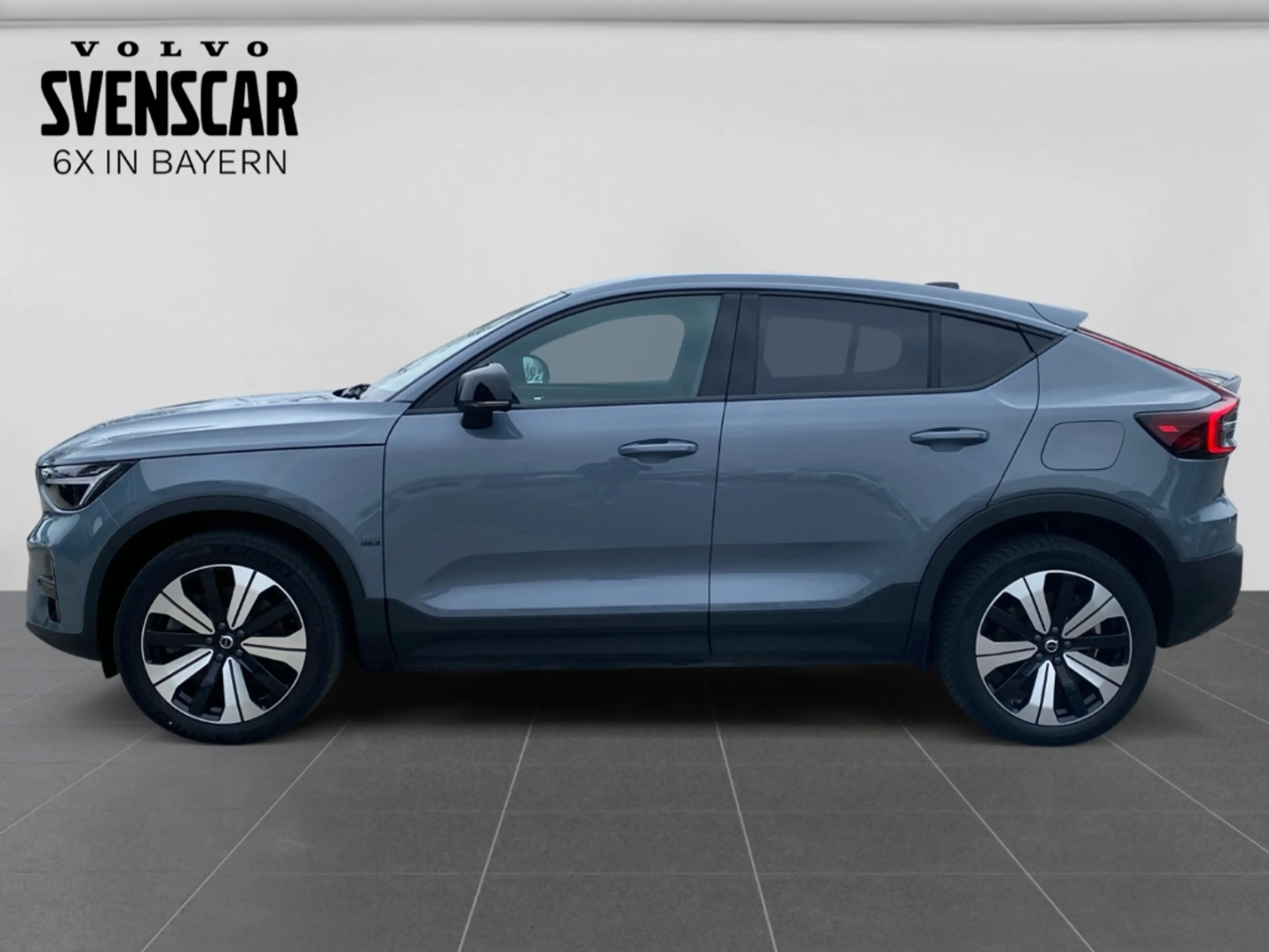Volvo C40 Plus Recharge Pure Electric StandHZG Digitales Coc — photo 3