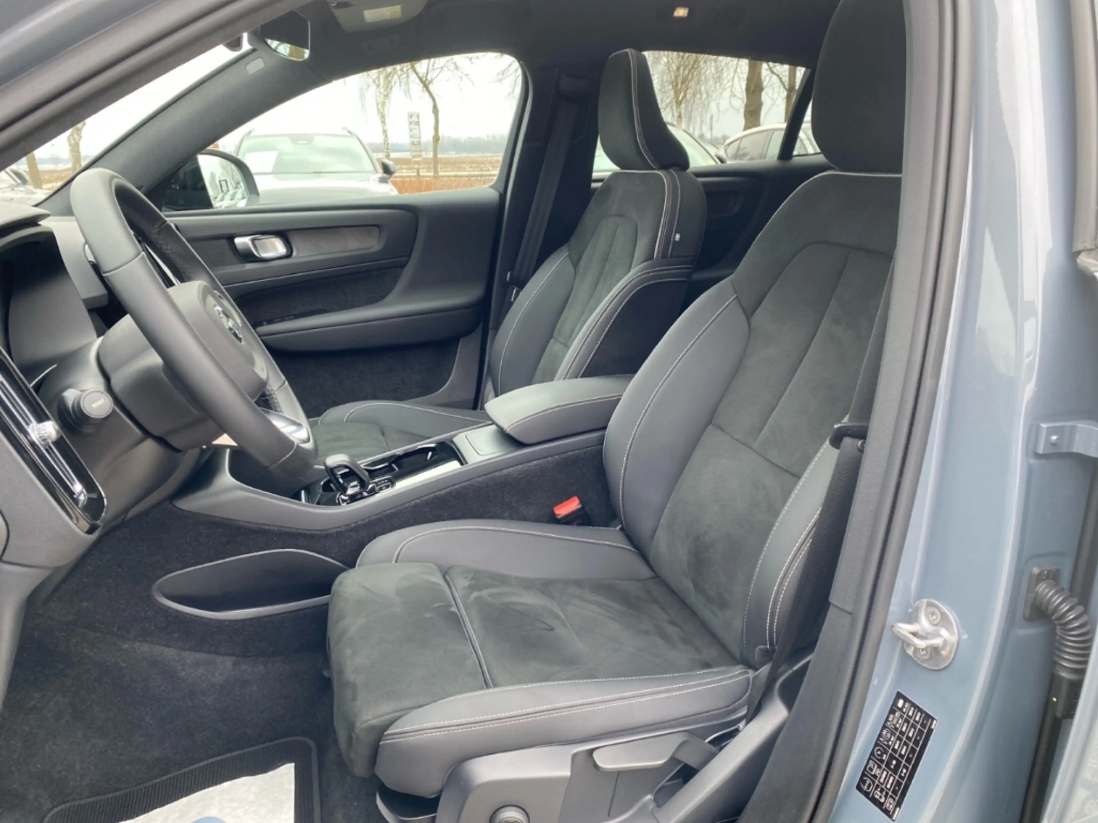 Volvo C40 Plus Recharge Pure Electric StandHZG Digitales Coc — photo 11