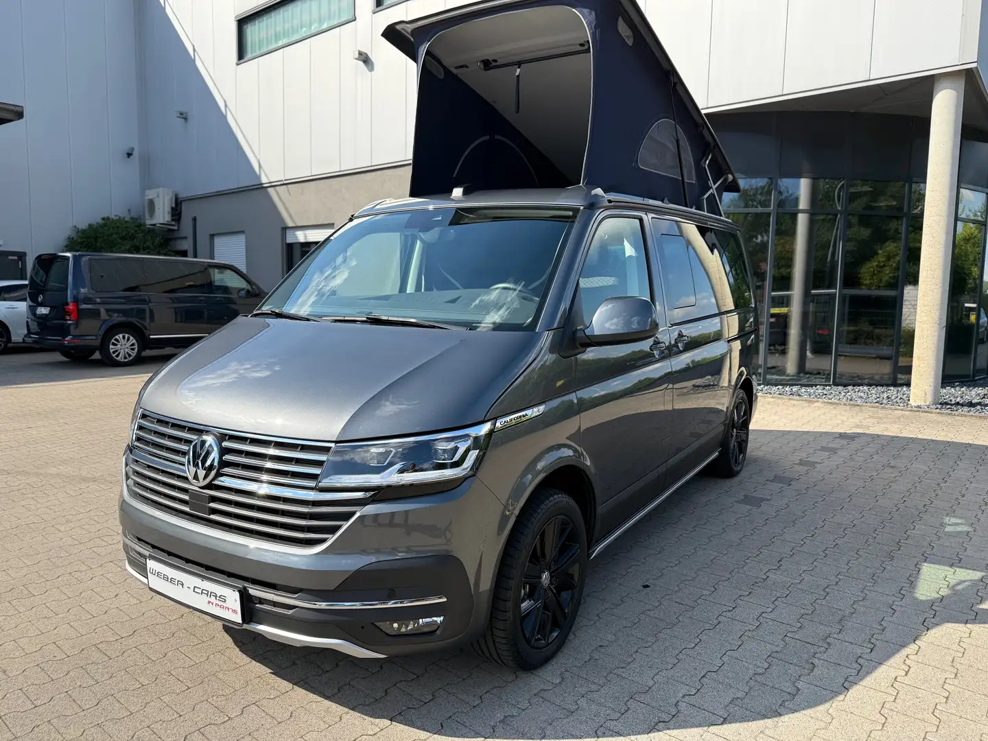 Volkswagen T6.1 California California Beach Tour 2x Schiebetür LED ACC RFK Grijs - 2