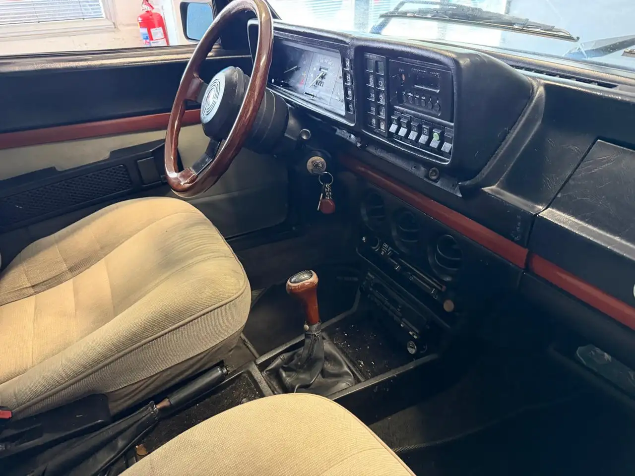 Alfa Romeo Alfetta 2.0i Quadrifoglio Oro ASI, foto 11