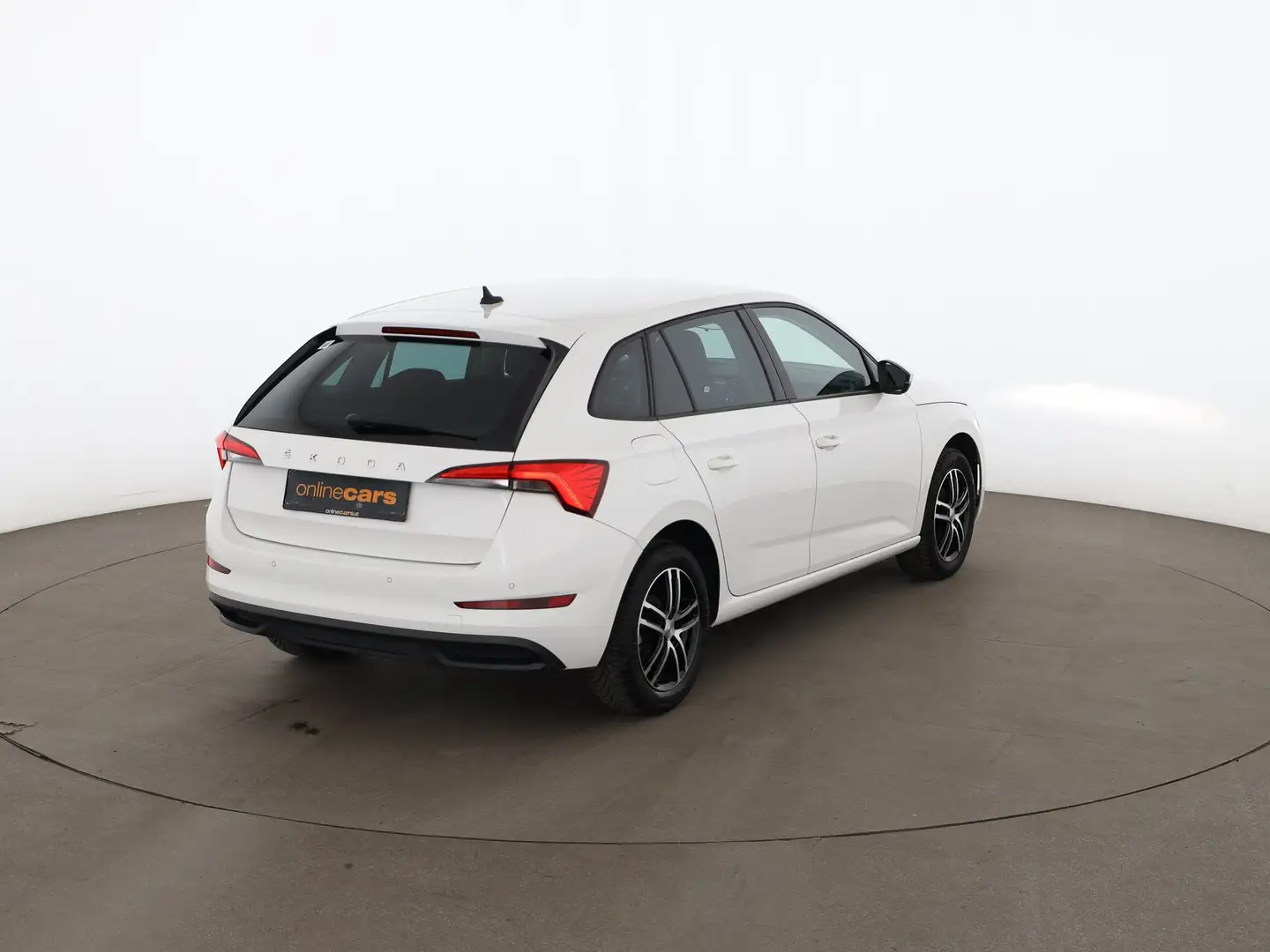 Skoda Scala 1.0 TSI Ambition LED RADAR SITZHZG ASSIST Weiß - 2