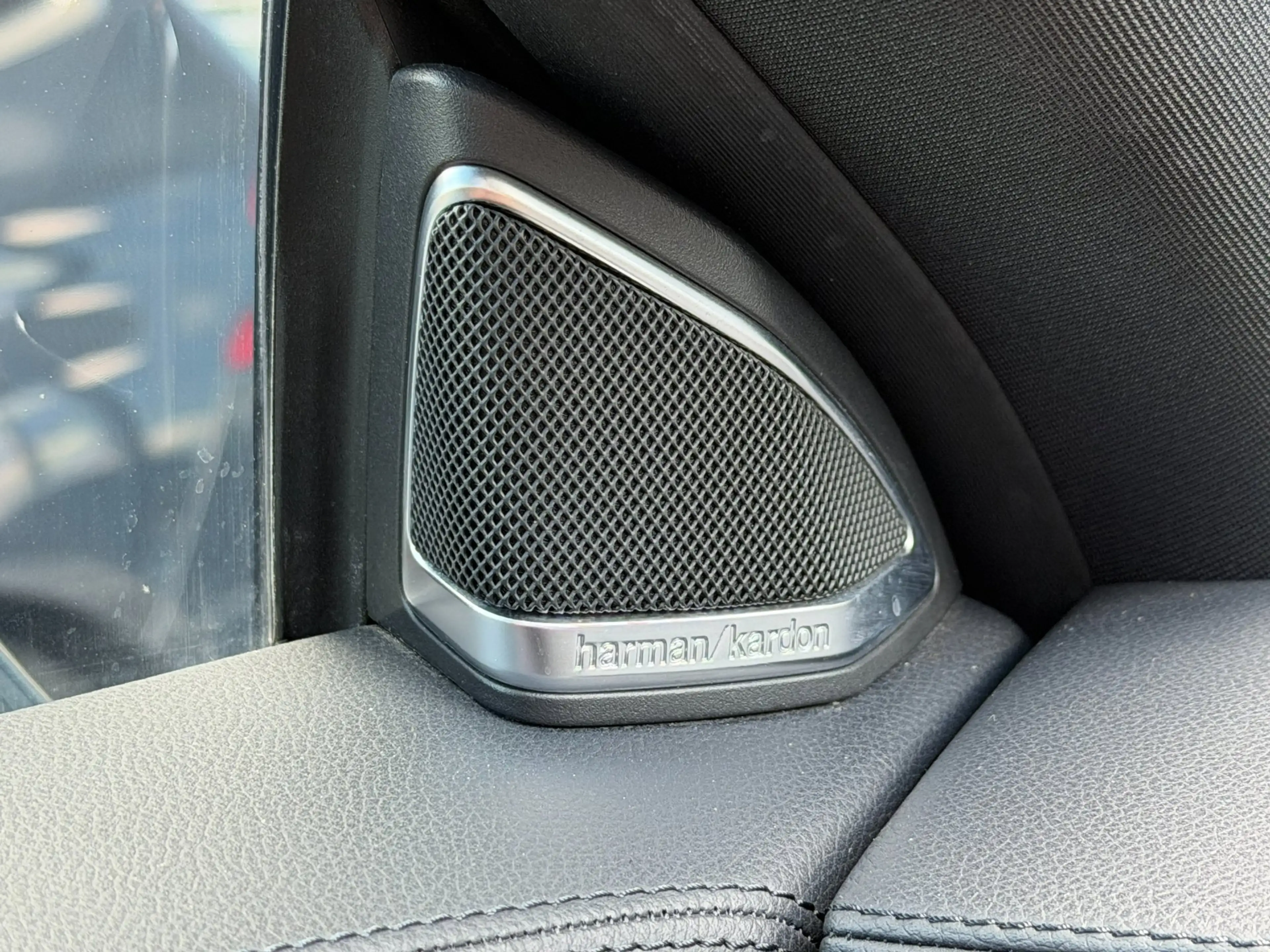 Mercedes-Benz CLS 350 CDI — photo 9