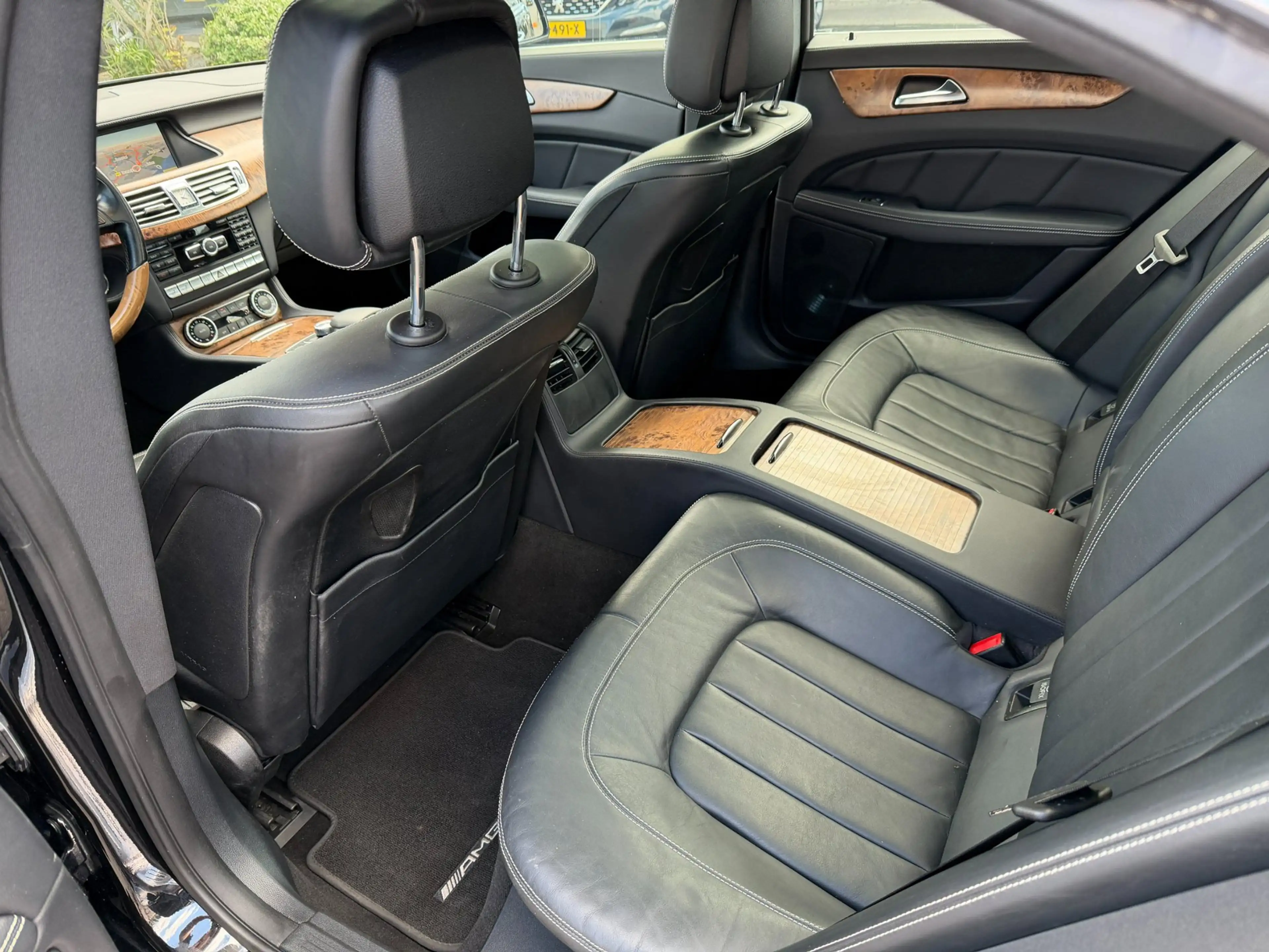 Mercedes-Benz CLS 350 CDI — photo 21