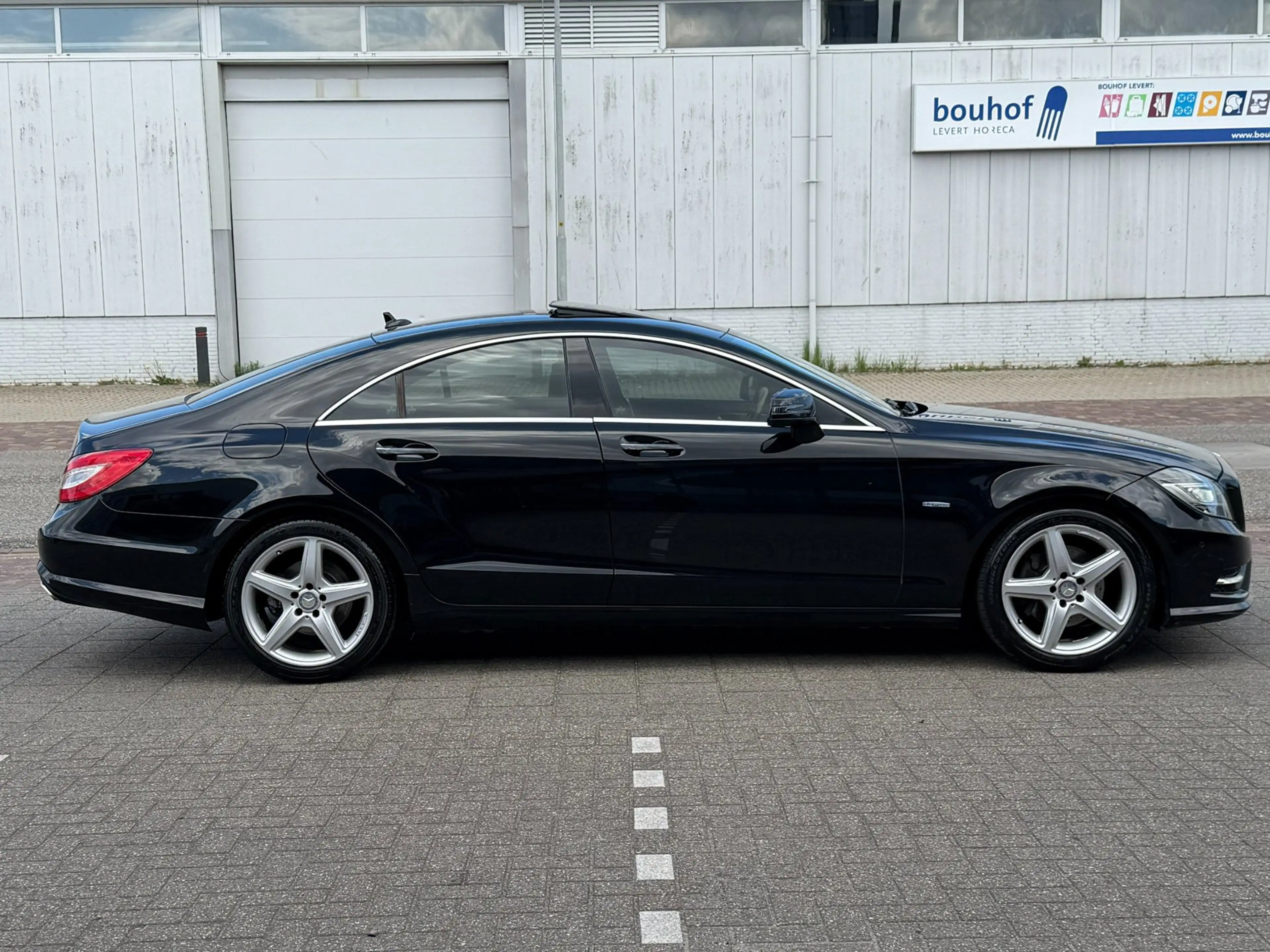 Mercedes-Benz CLS 350 CDI — photo 13