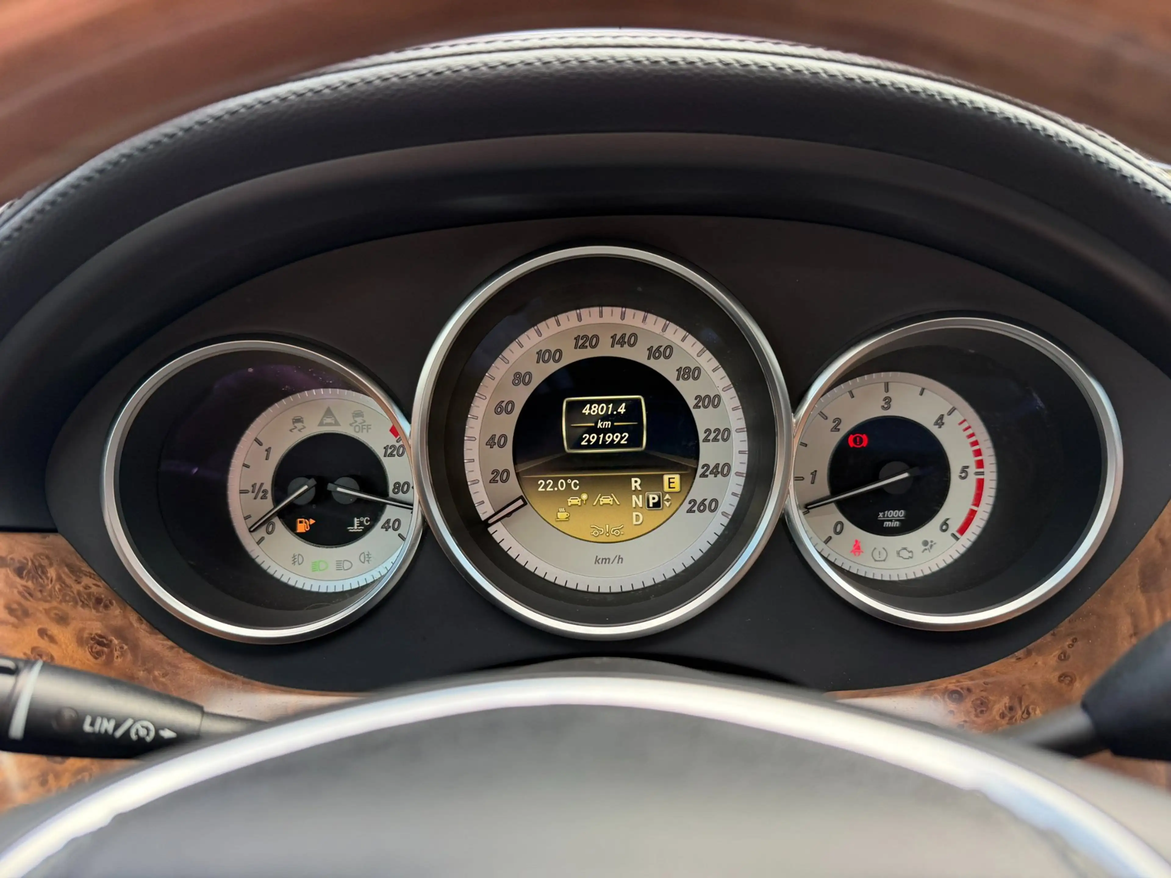 Mercedes-Benz CLS 350 CDI — photo 27