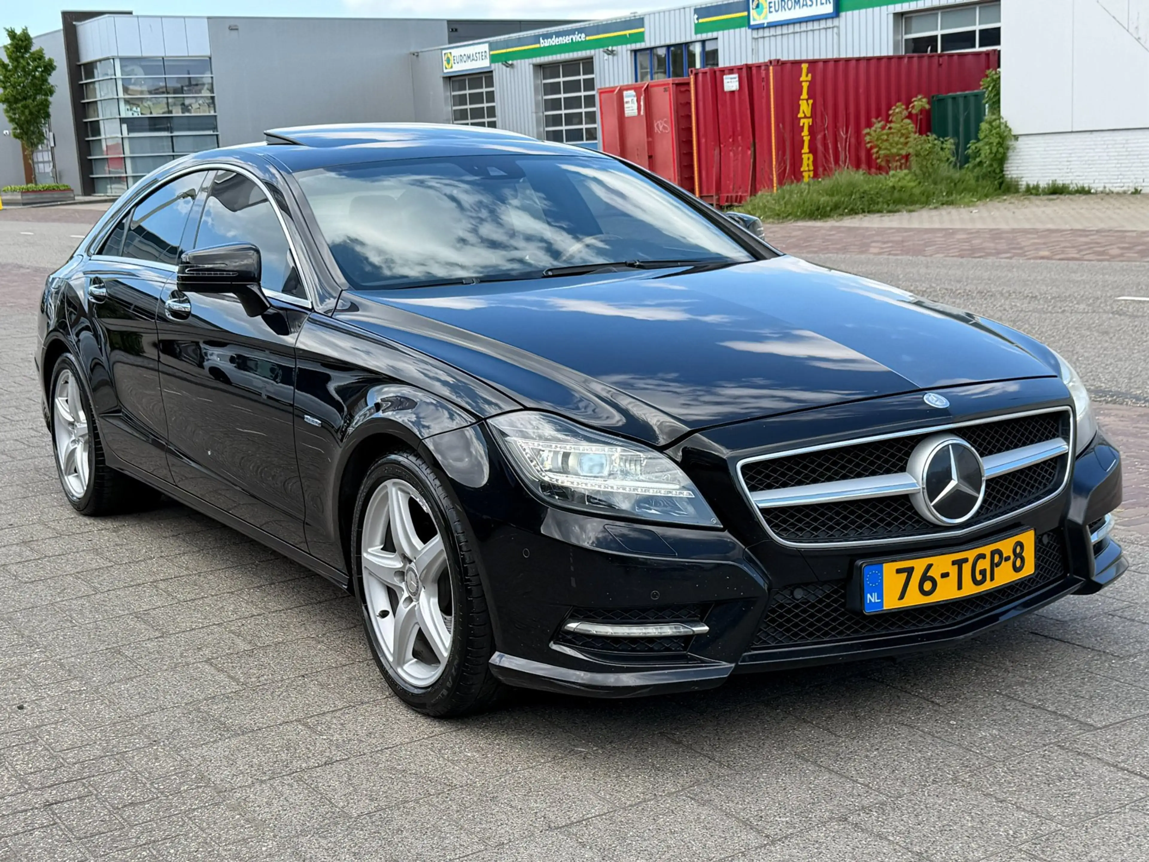 Mercedes-Benz CLS 350 CDI — photo 12
