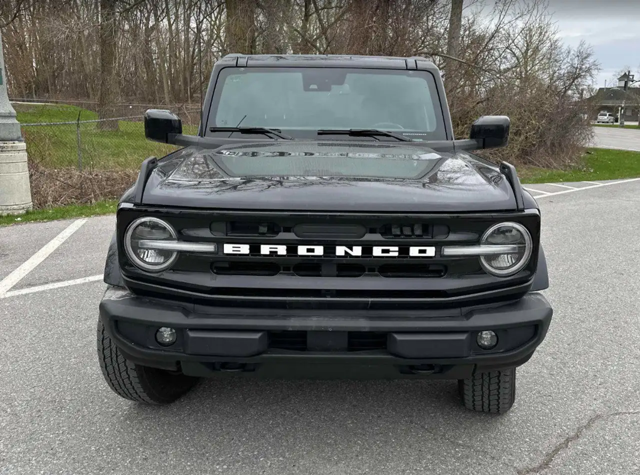 Ford Bronco снимка Ford Bronco
