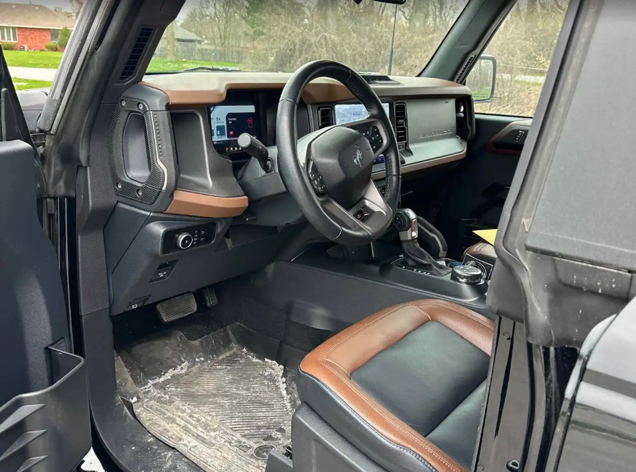 Ford Bronco снимка Ford Bronco