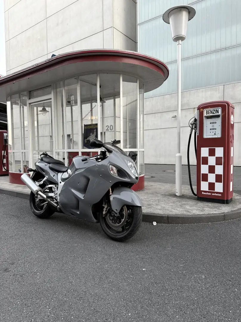 Suzuki Hayabusa gsxr 1300 - 1