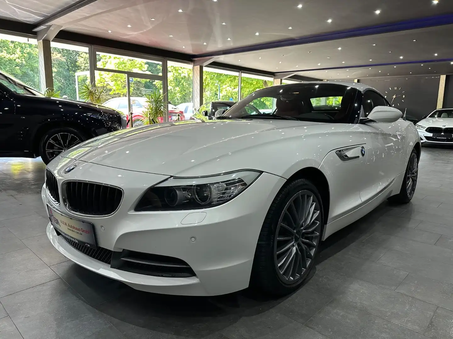 BMW Z4 Roadster sDrive 23i /XENON /LEDER / PDC / TOP Weiß - 1
