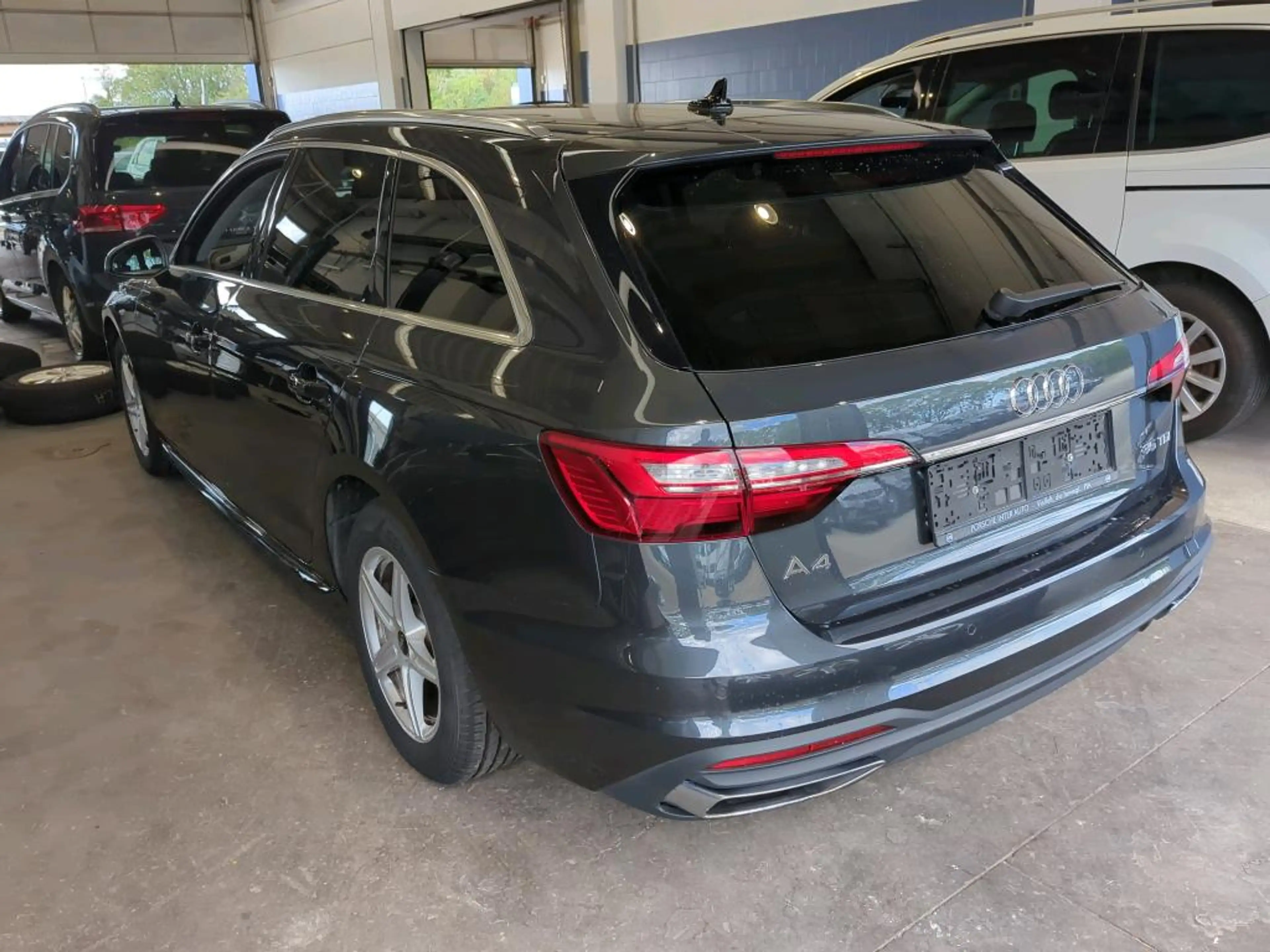 Audi A4 35 TDI Aut. * LED, Tempomat, PDC, Sitzheizung, usw..* — photo 2