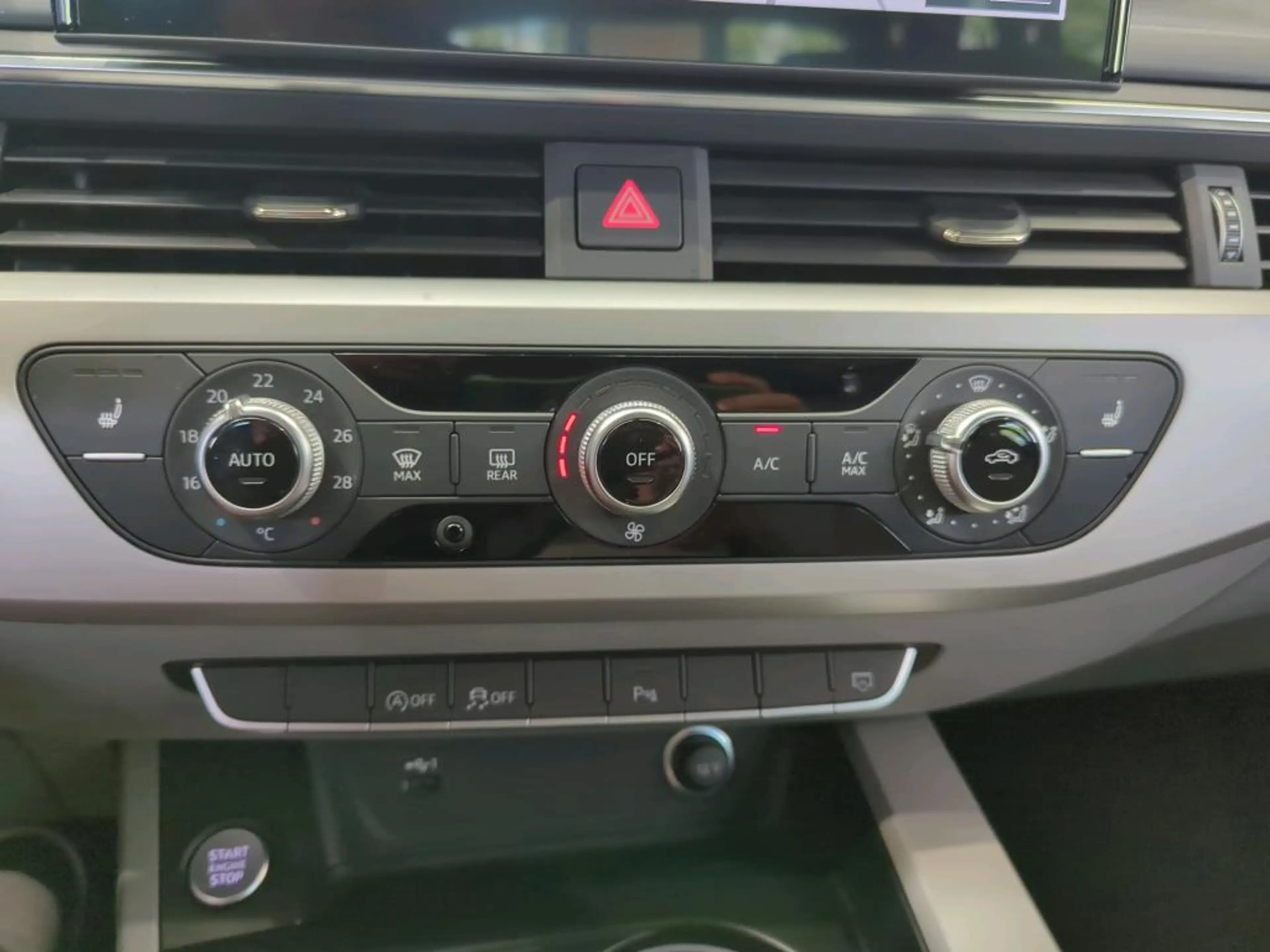 Audi A4 35 TDI Aut. * LED, Tempomat, PDC, Sitzheizung, usw..* — photo 11