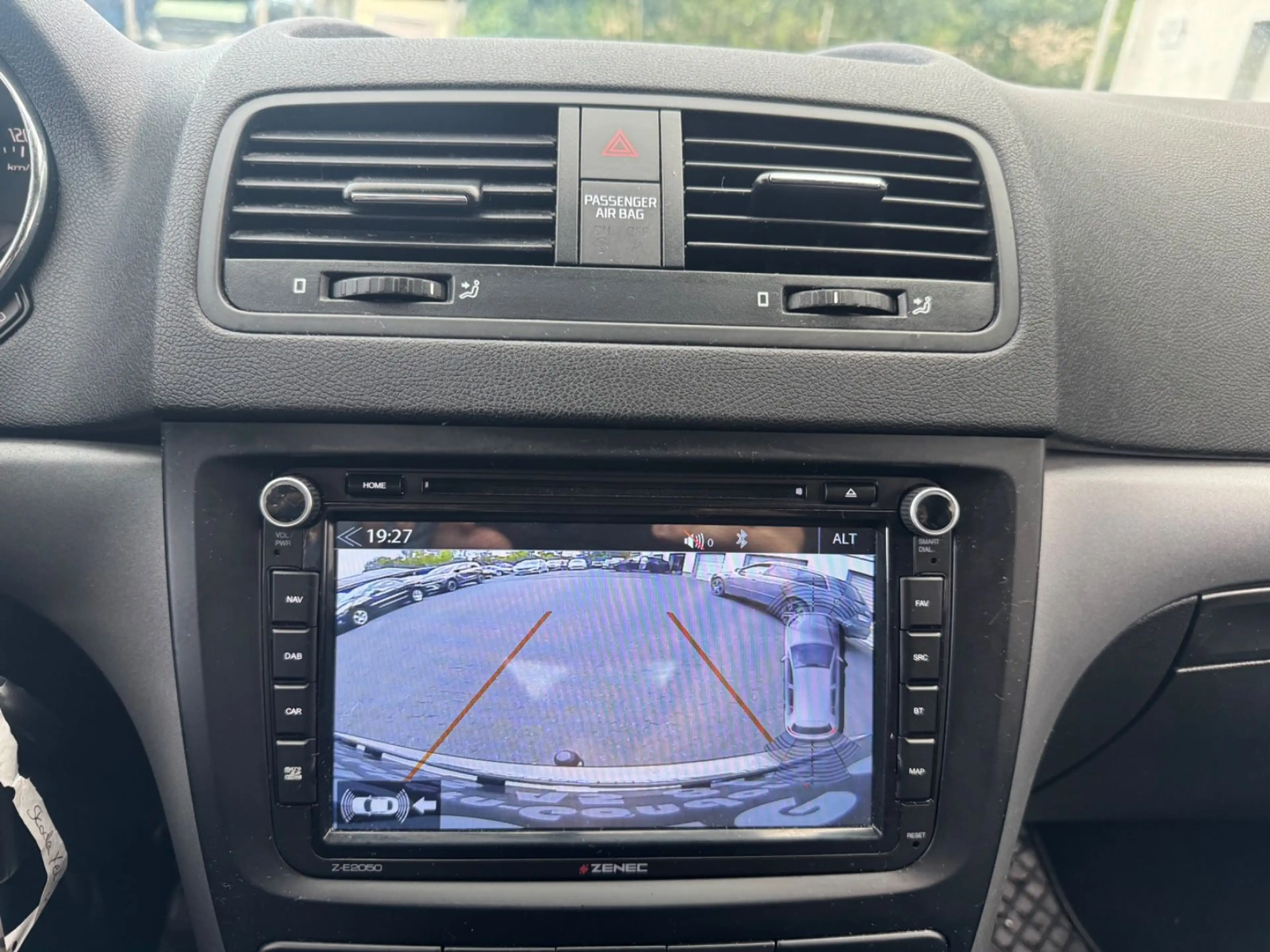 Skoda Yeti Active — photo 14