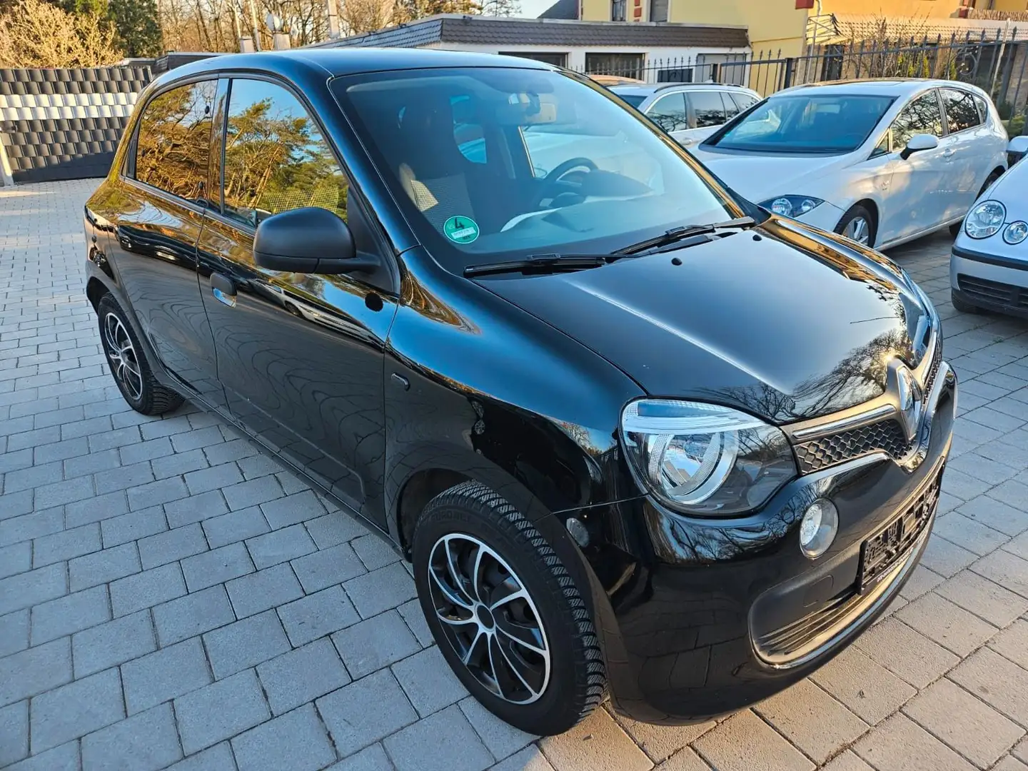 Renault Twingo Life Schwarz - 1