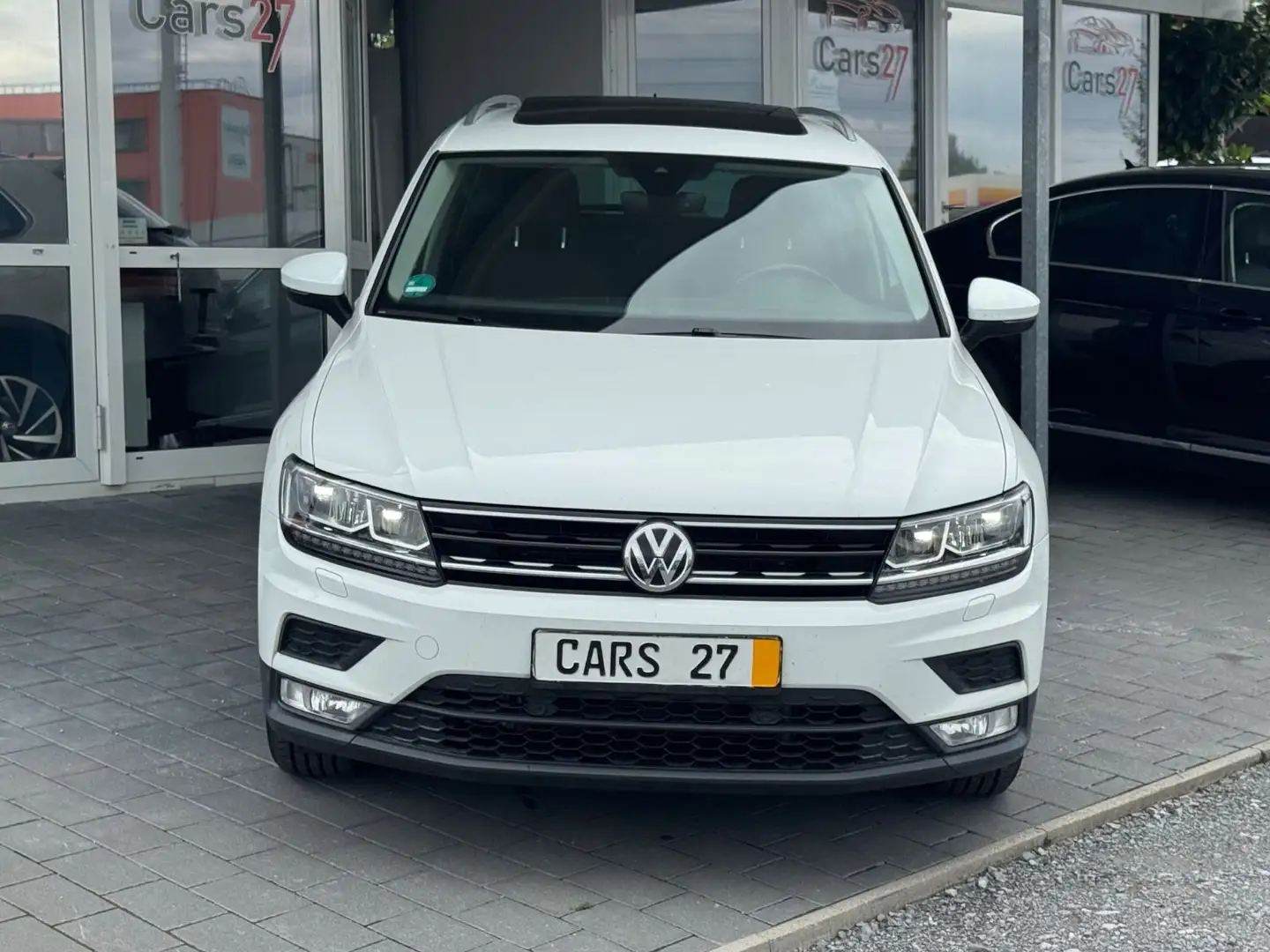 Volkswagen Tiguan 2.0TSI DSG 4Motion ACC/LANE PANO LED Weiß - 2