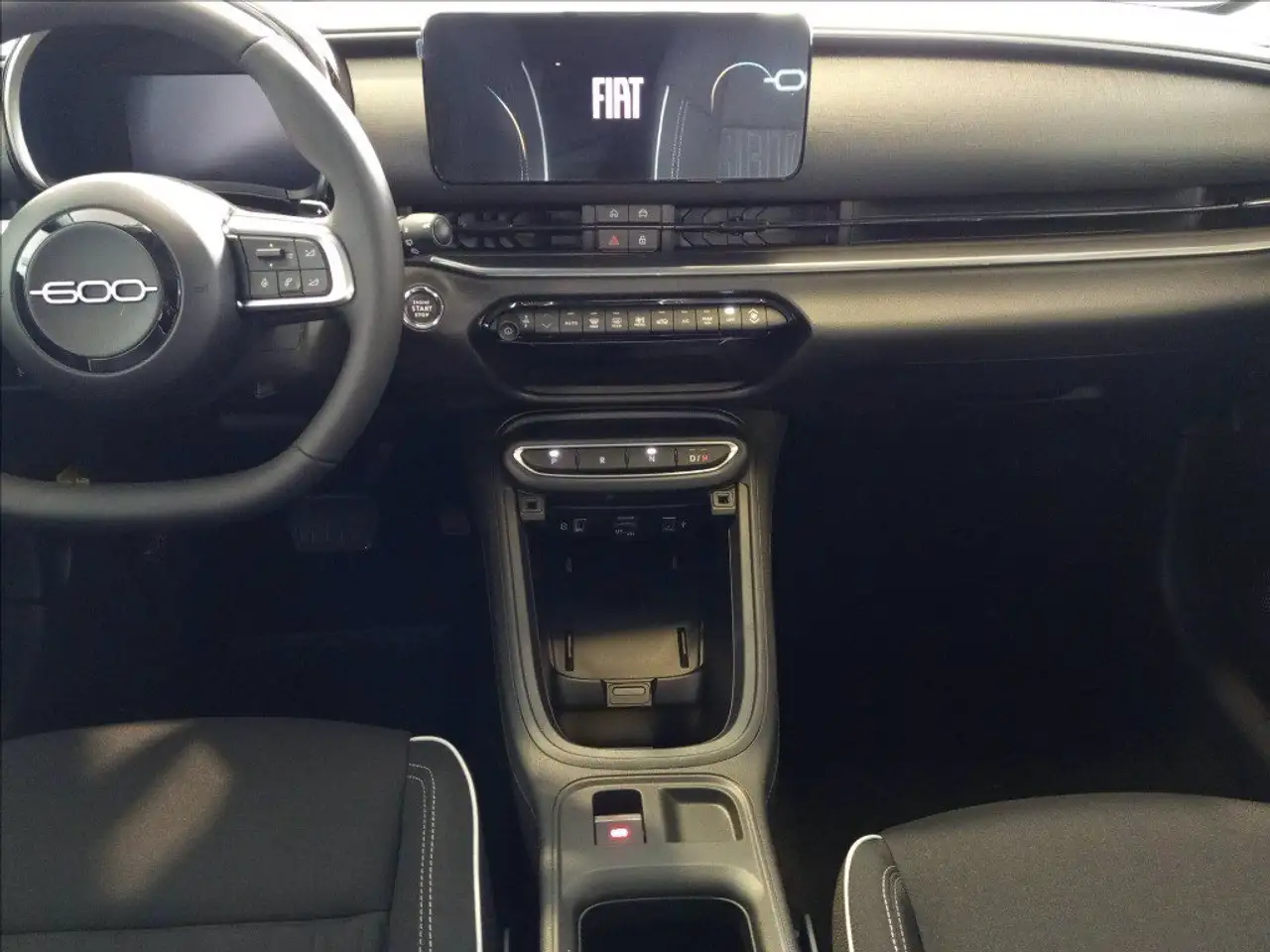 Fiat 600 1.2 hybrid 145cv auto 13