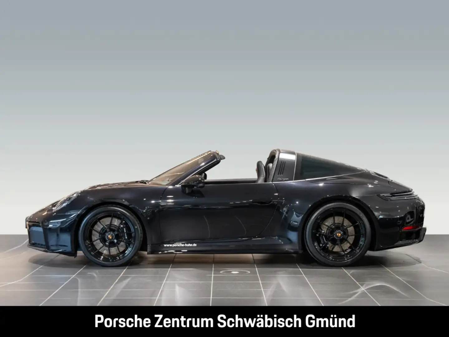 Porsche 992 911 Targa 4 GTS Liftsystem-VA InnoDrive BOSE Noir - 2
